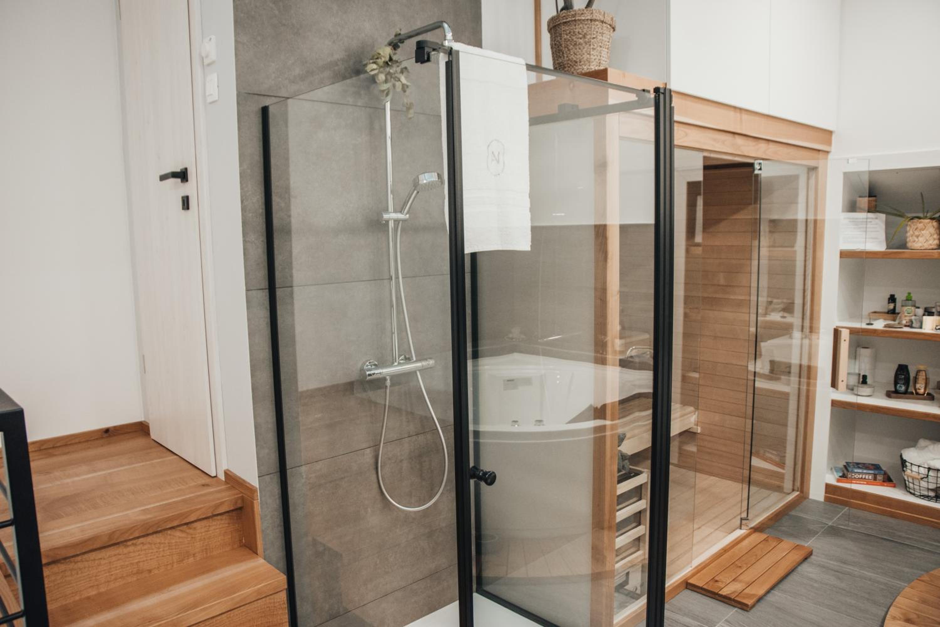Suite with Sauna - Photo 9