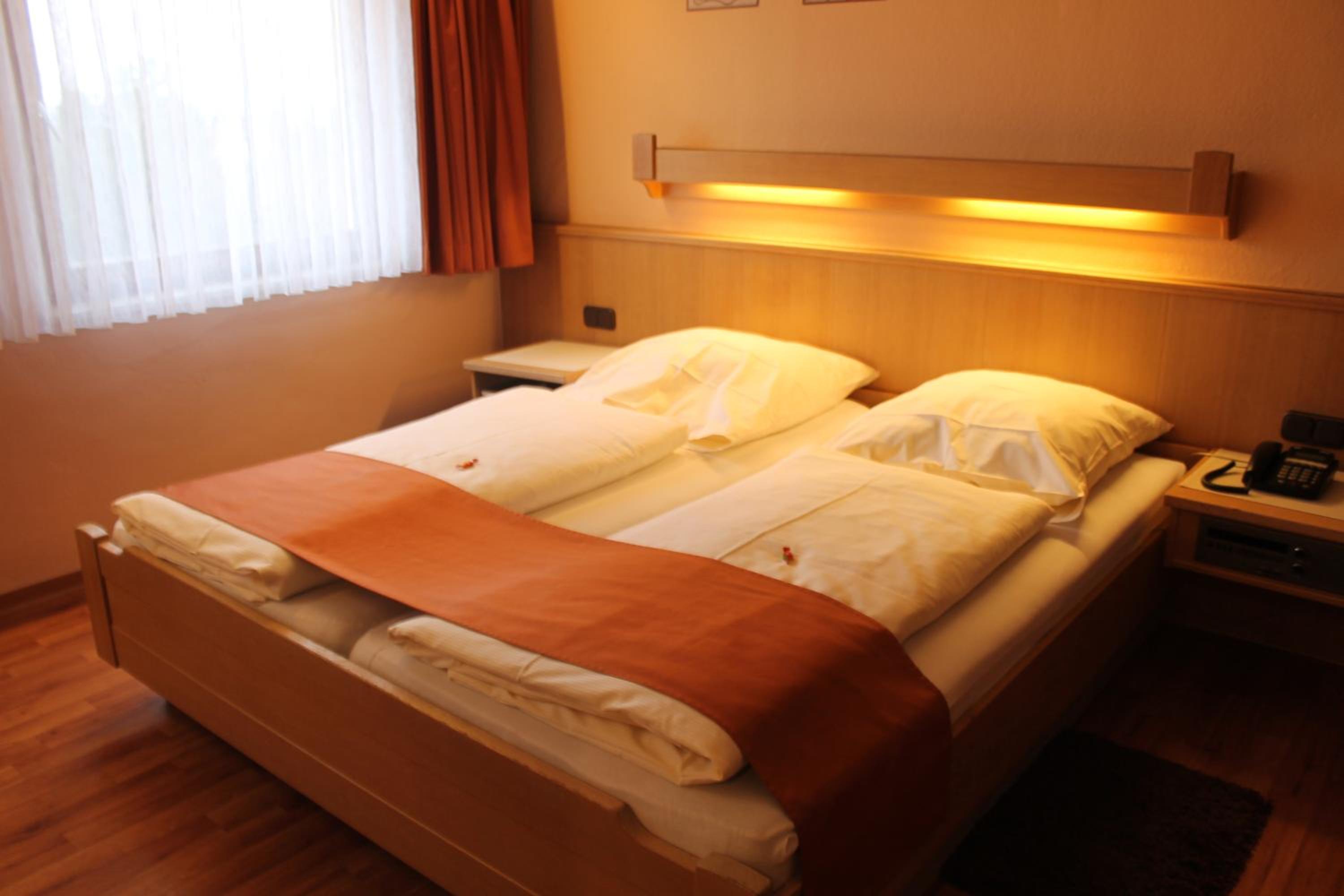 Standard Triple Room - Photo 6