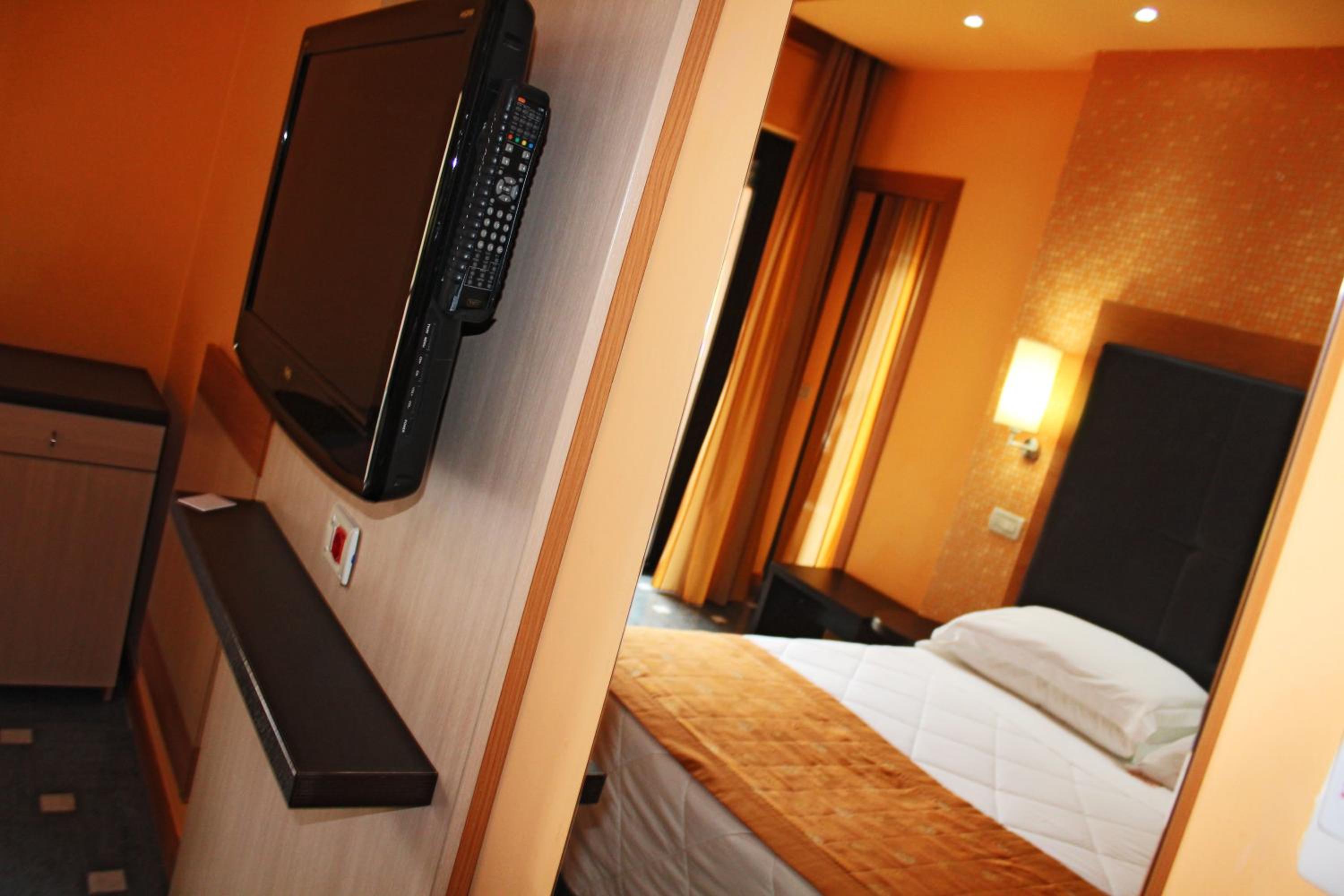 Attic Comfort Double Room - Photo 1