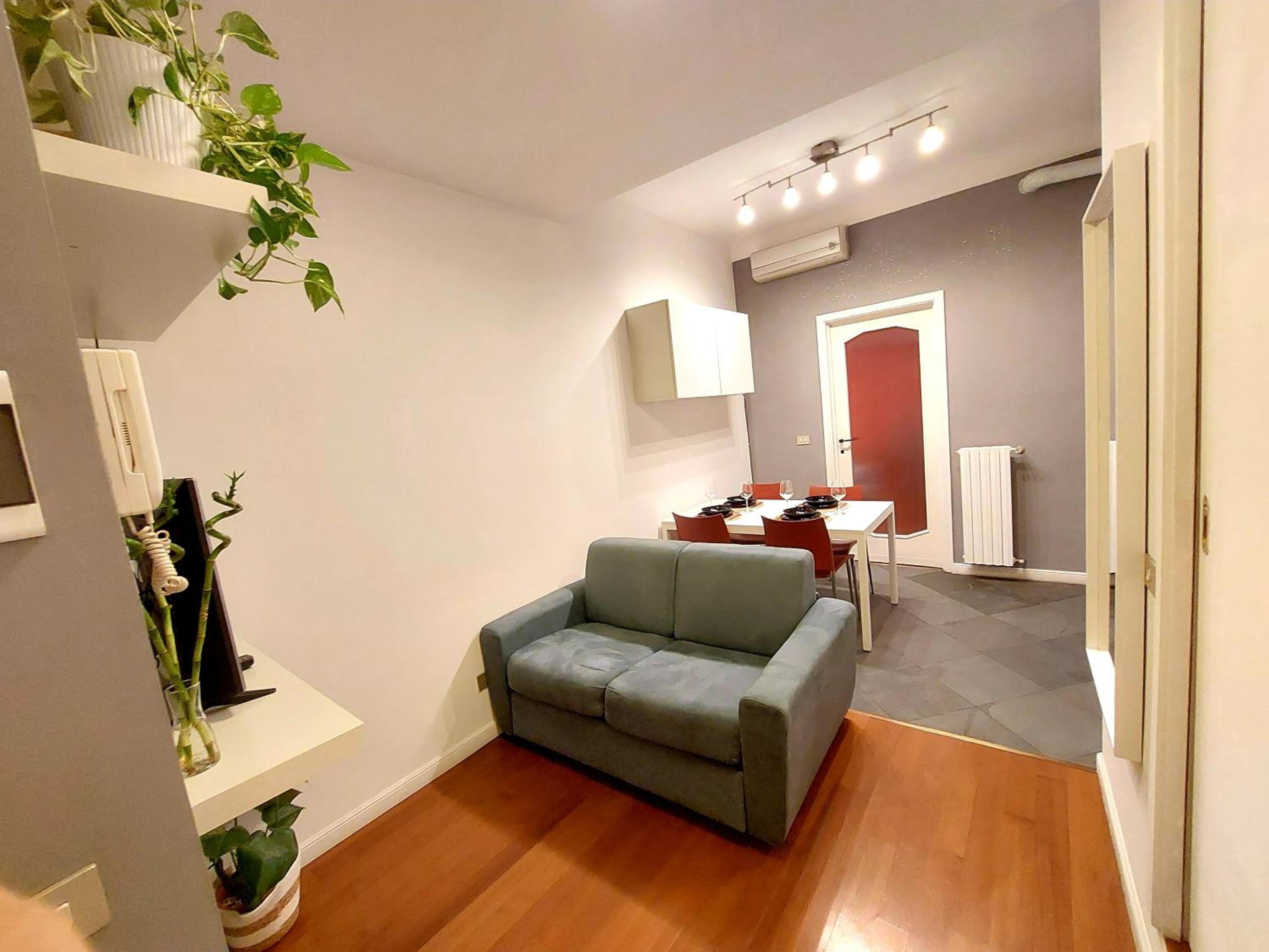 One-Bedroom Apartment