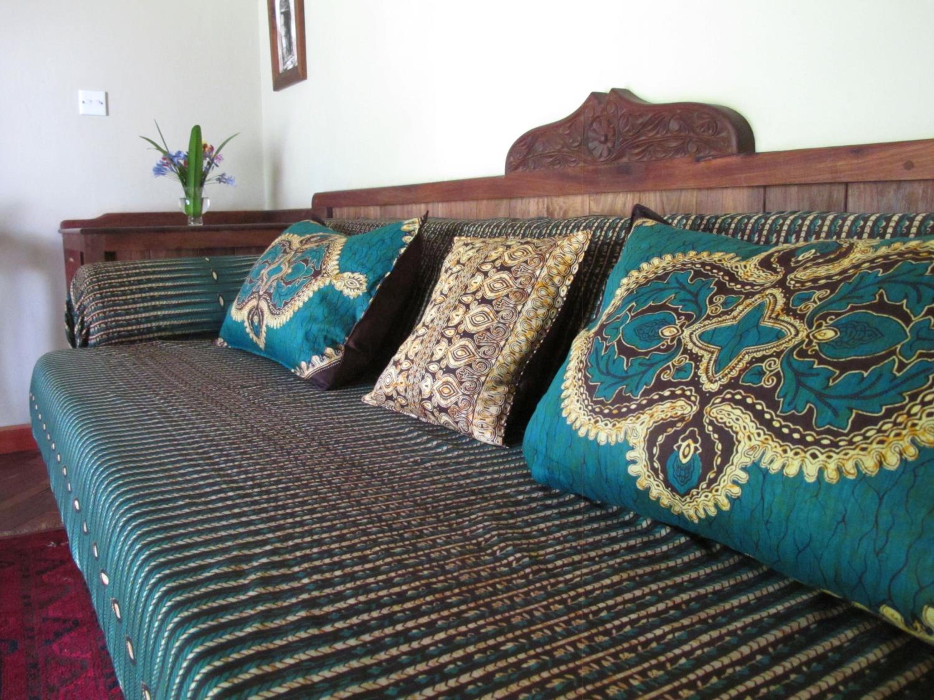 Family Room - Photo 4