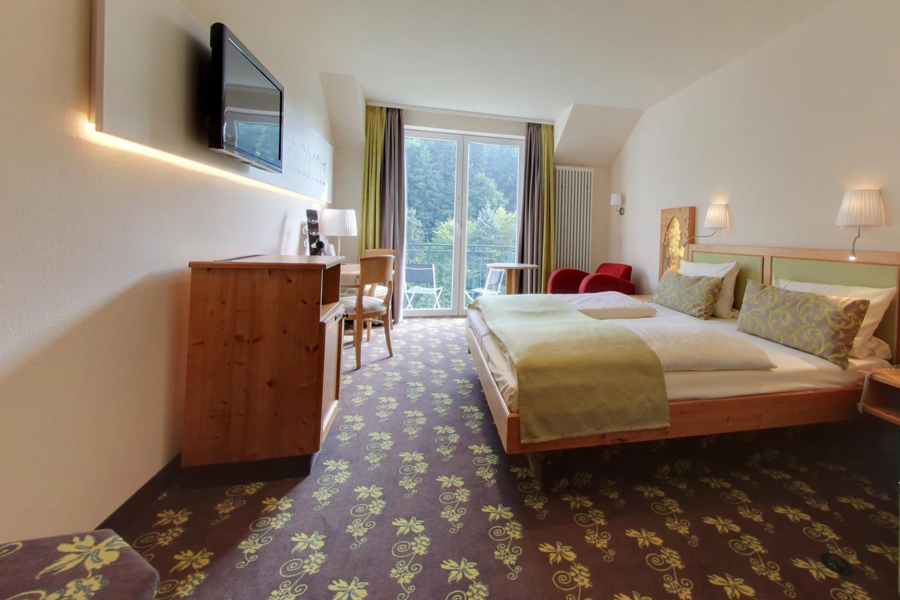 Comfort Double Room with Balcony - Photo 8