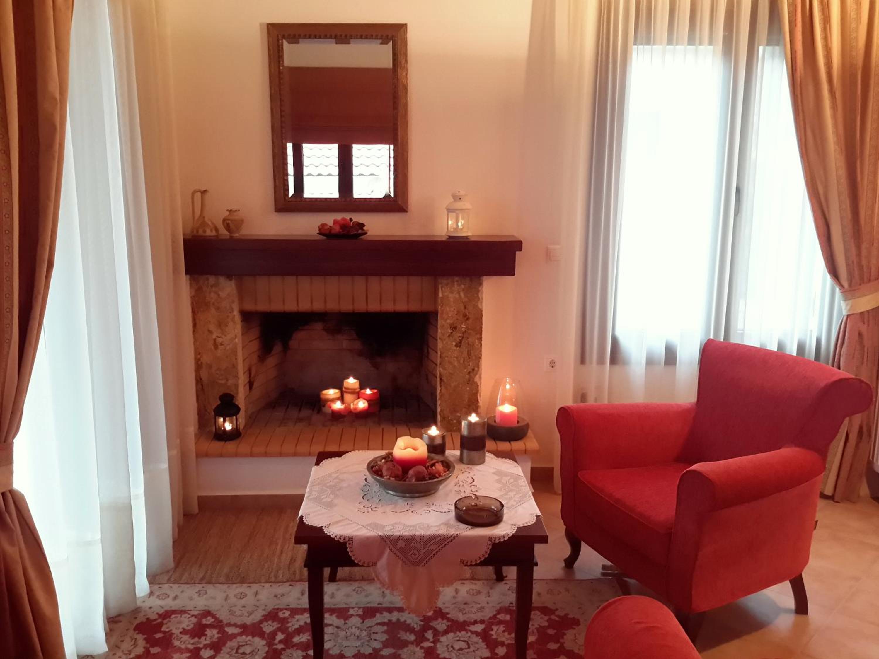 Studio Apartment photo 1