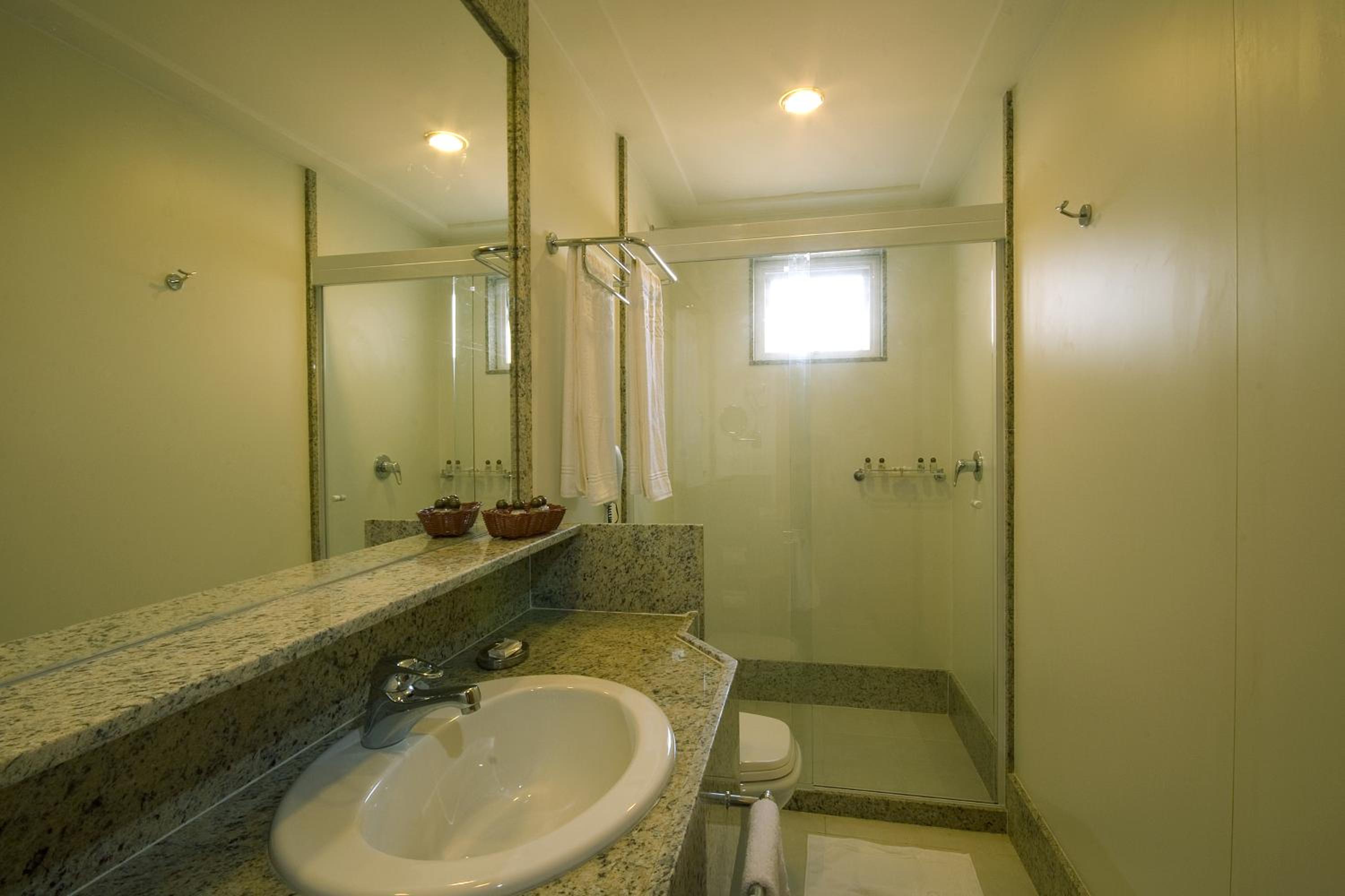 Standard Double Room - Photo 4