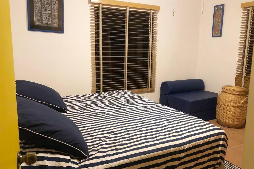 Three-Bedroom House - Photo 7