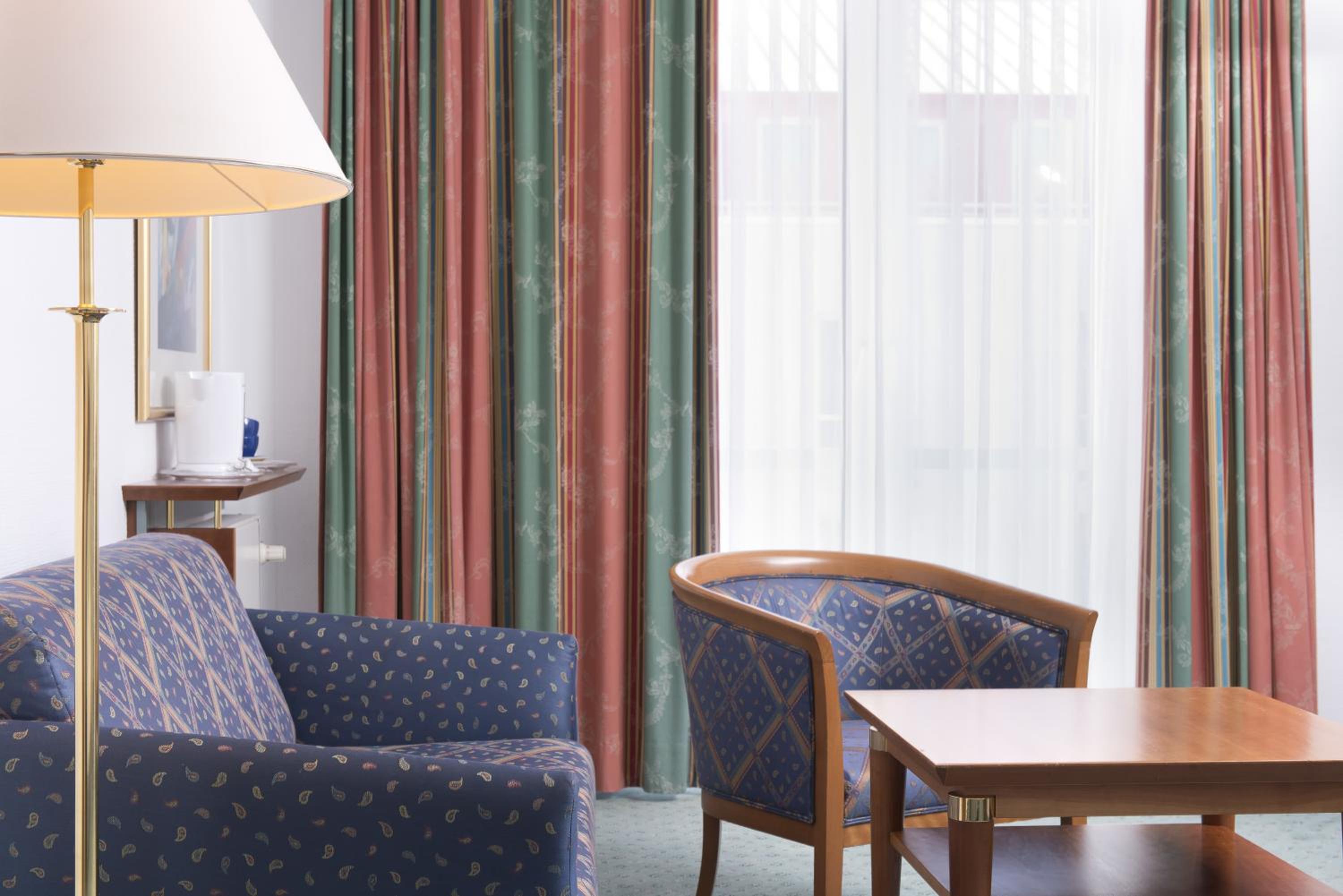 Superior Room with One Double Bed and Air Conditioning - Photo 2