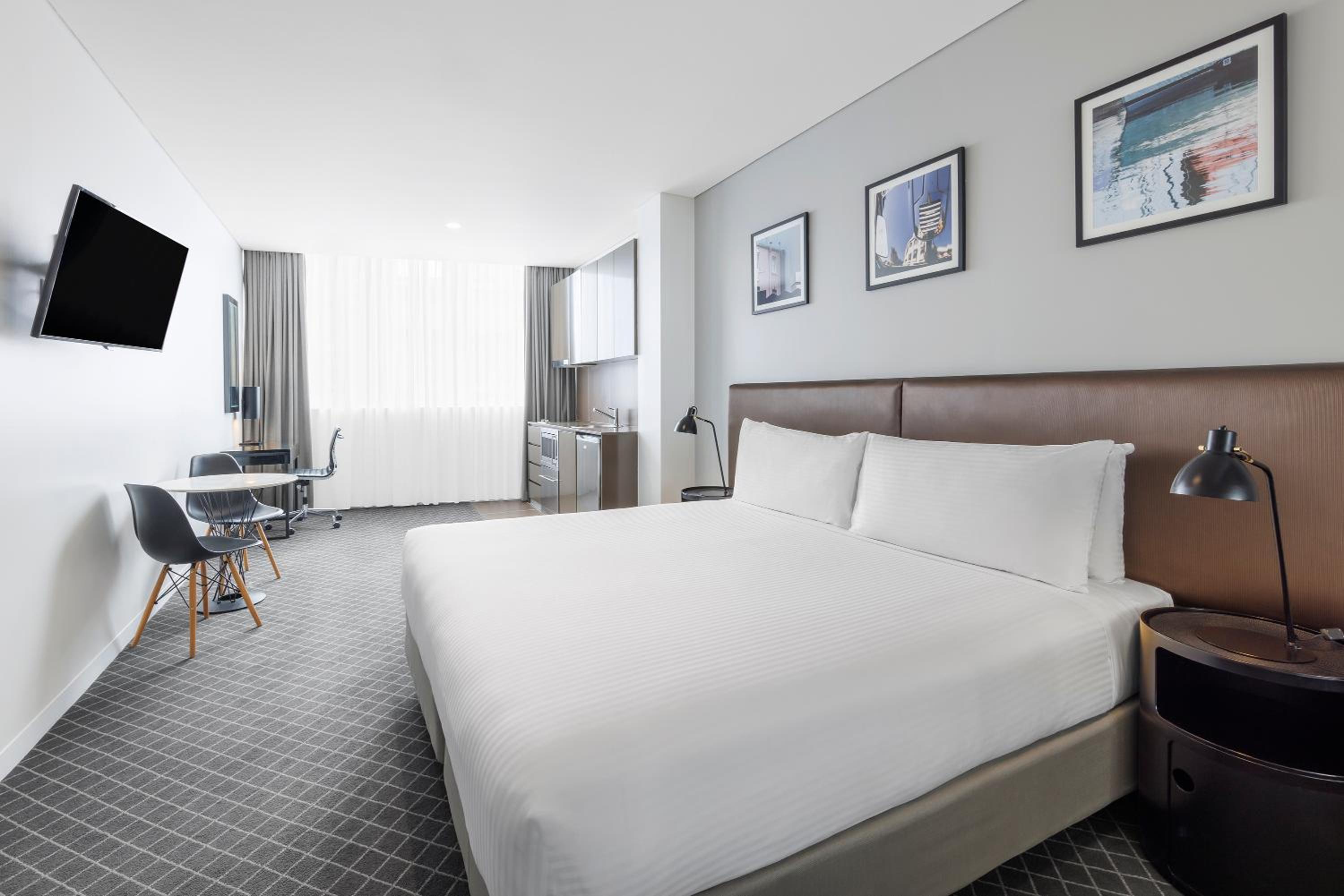 Premium King Room photo 1
