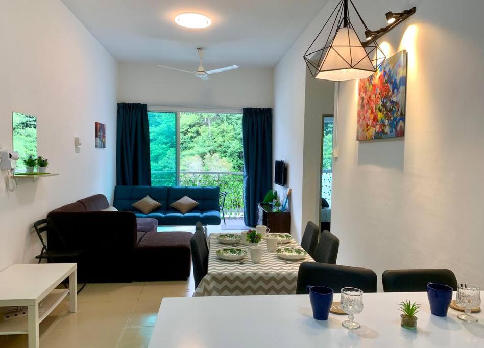 Three-Bedroom Apartment photo 1