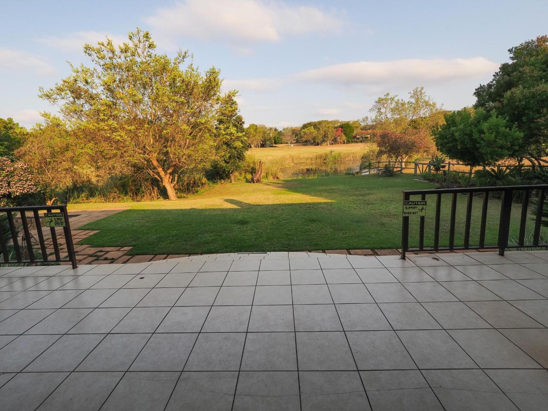 Villa photo 3