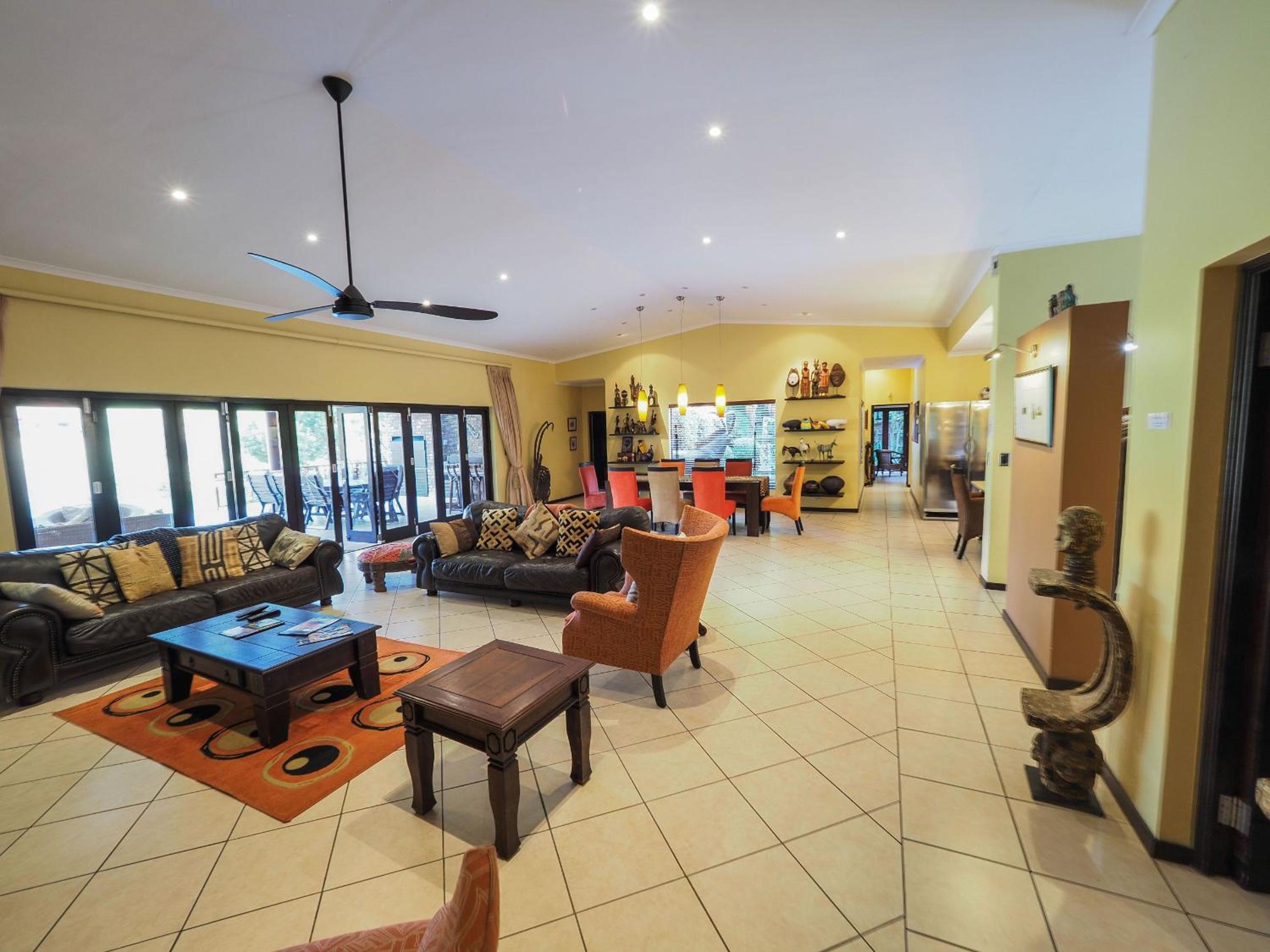 Villa photo 1