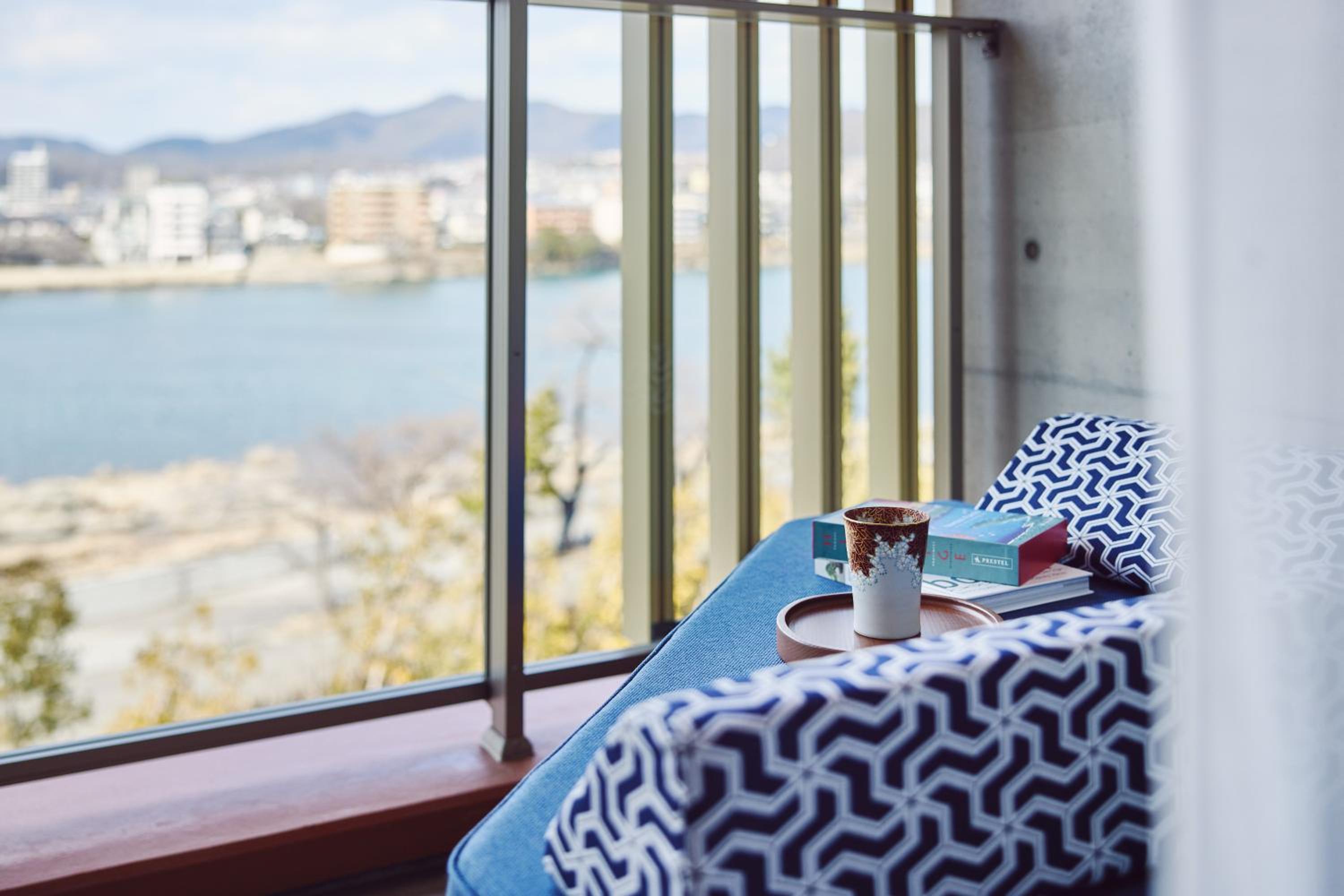 Premium Twin Room with River View - Photo 2