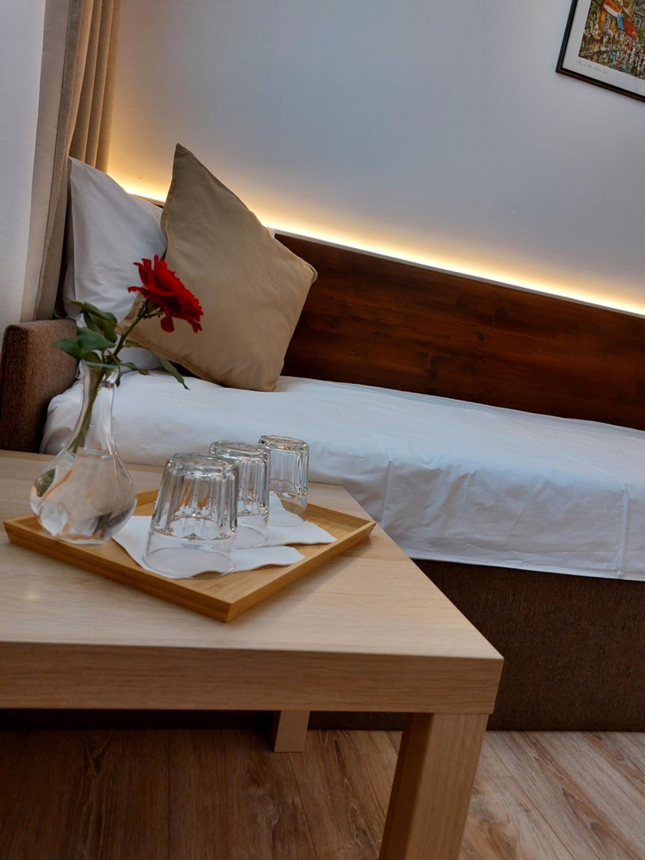 Classic Triple Room - Photo 8