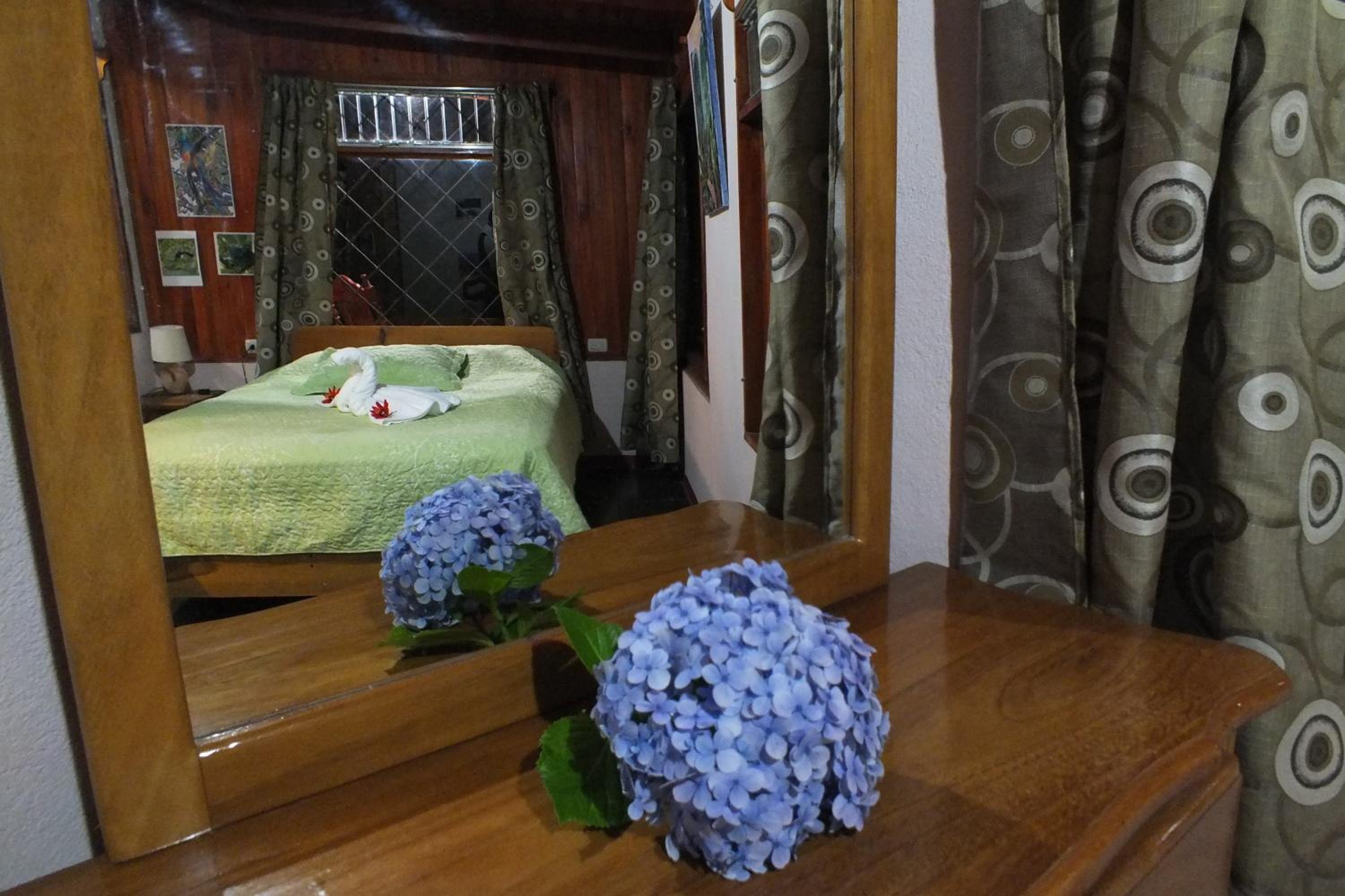 Cottage (4 Adults)
