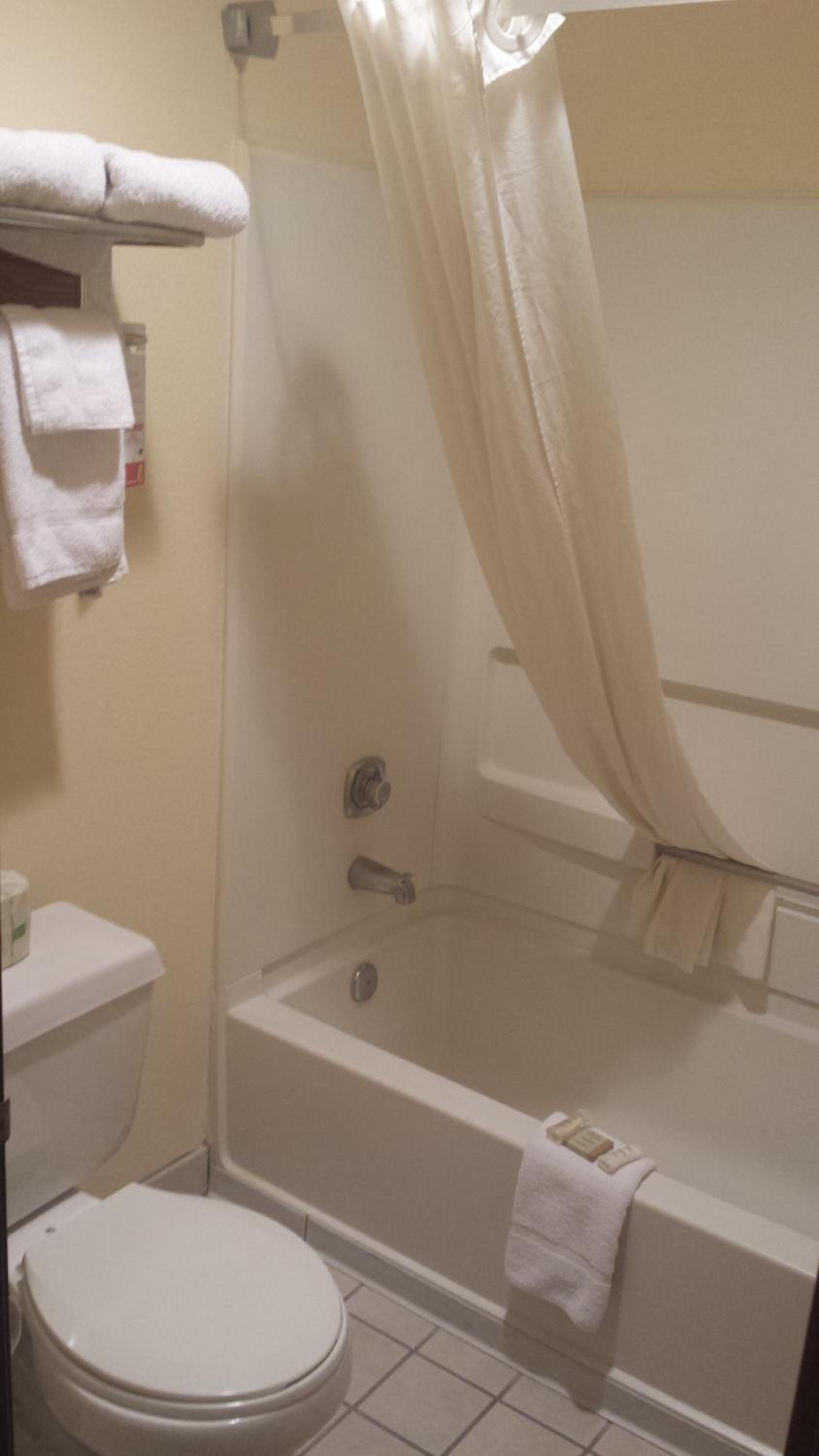 King Room - Non-Smoking - Photo 2