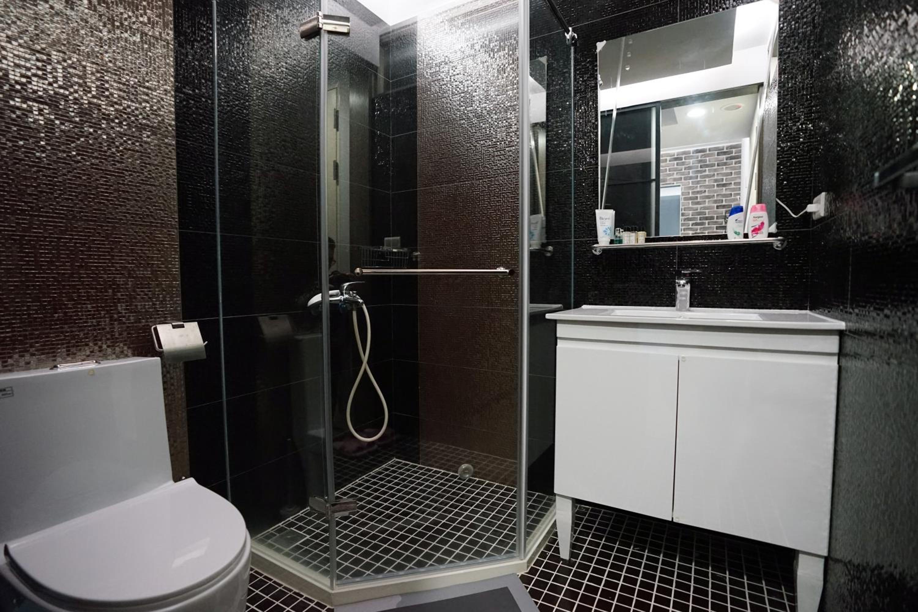 Double Room with Private Bathroom photo 2