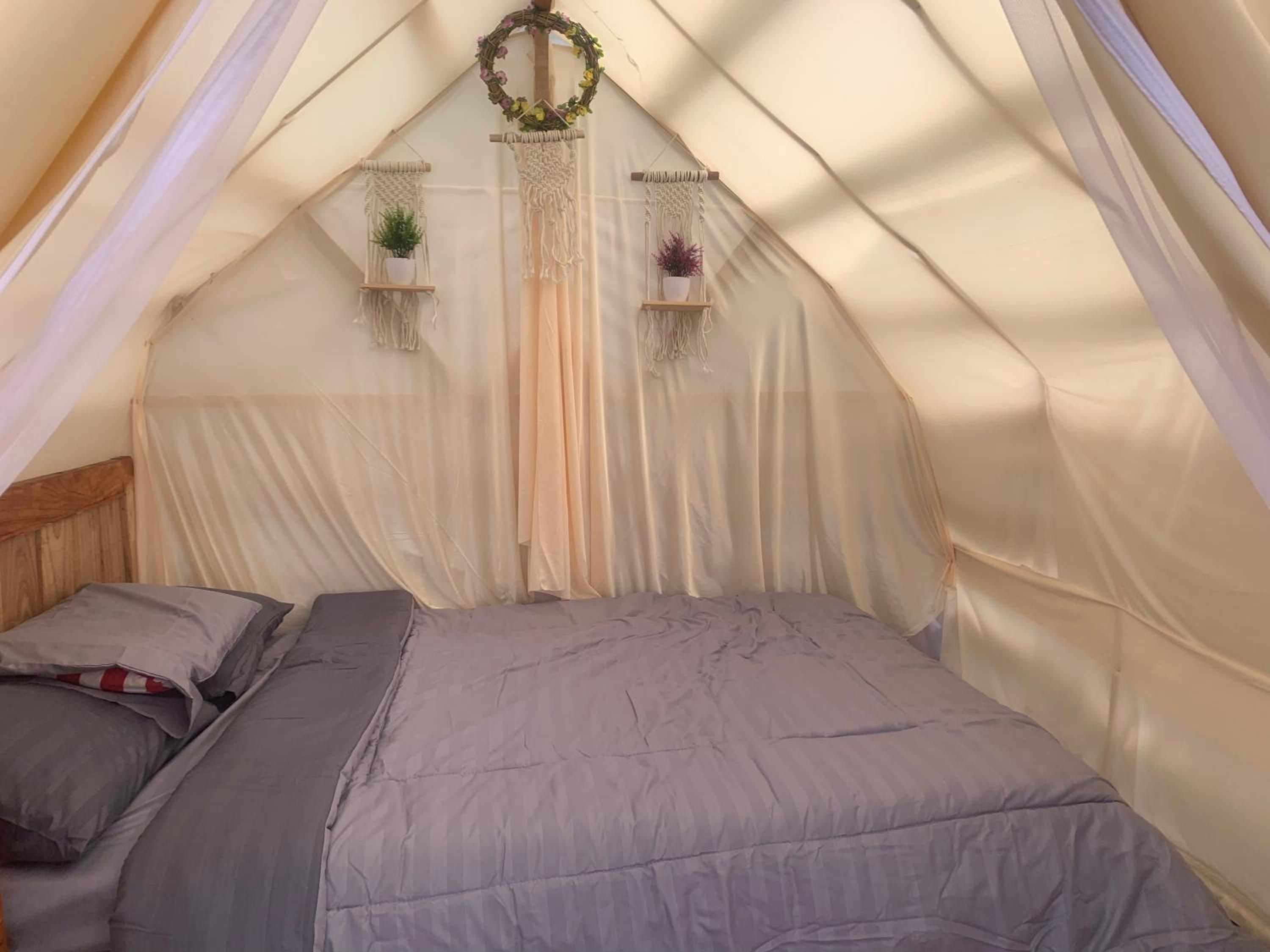 Deluxe Room - Photo 2