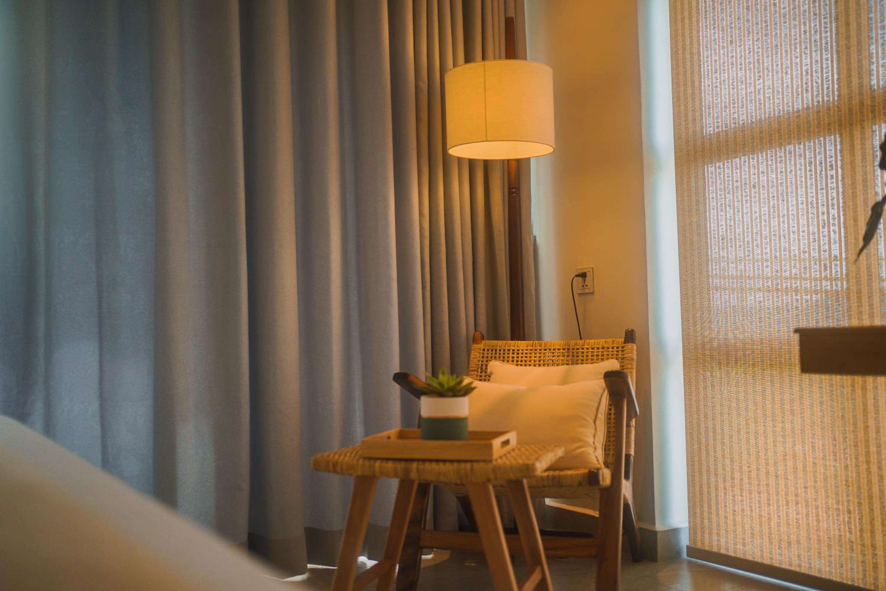 Deluxe Double Room with Mountain View - Photo 17