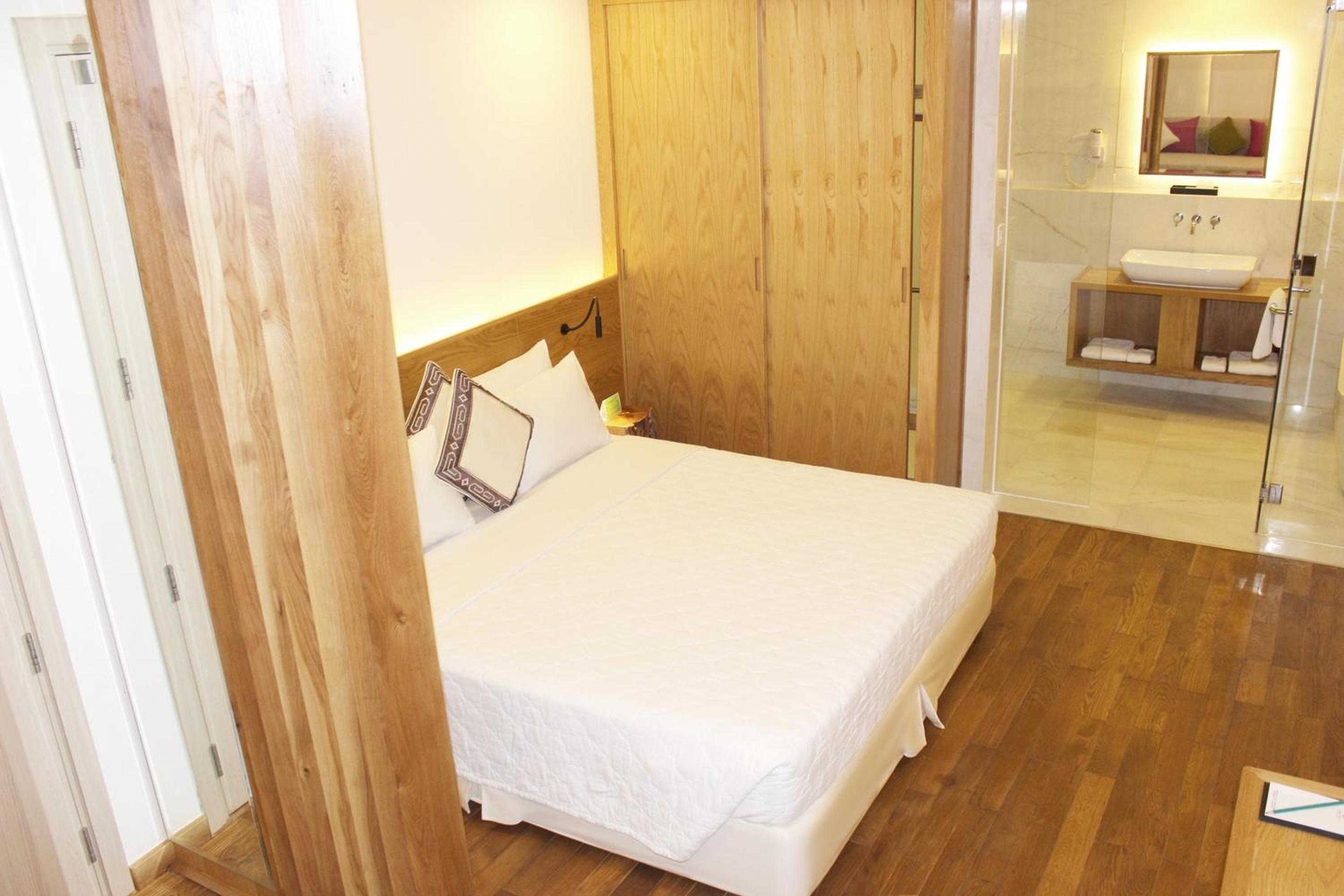 Liberty Greenview Suite photo 3
