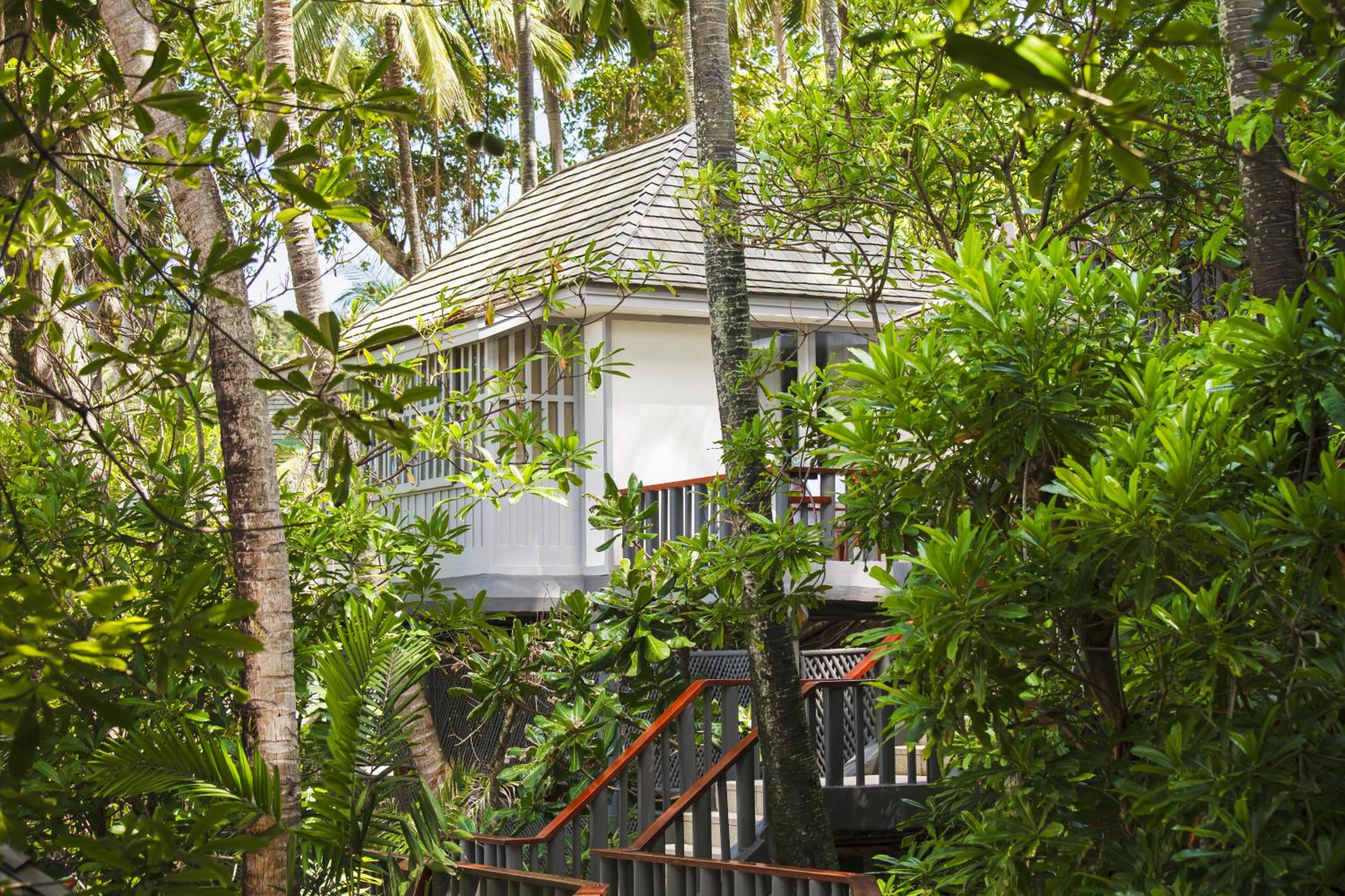 One-Bedroom Hillside Cottage - Photo 4