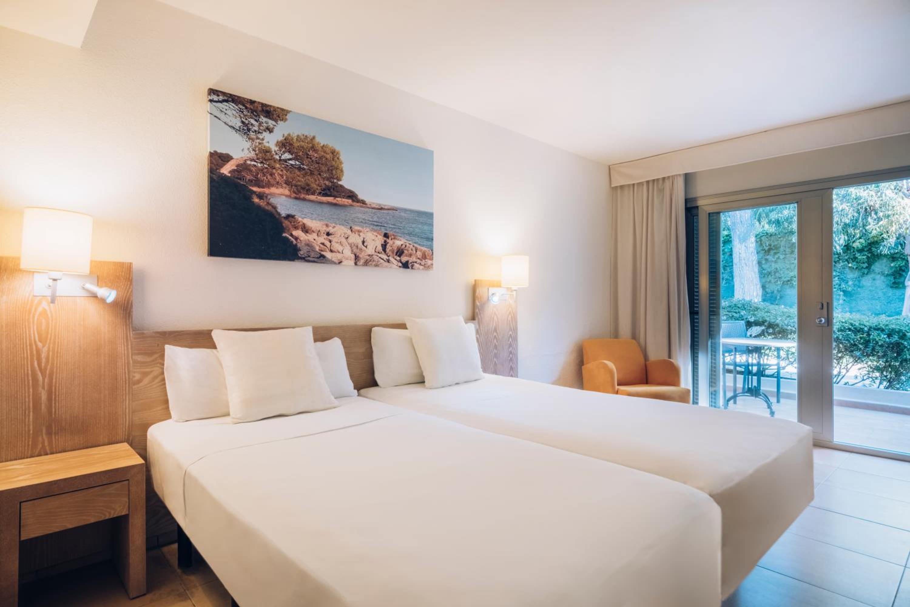 Habitación Doble para Uso Individual con Vista al Jardín