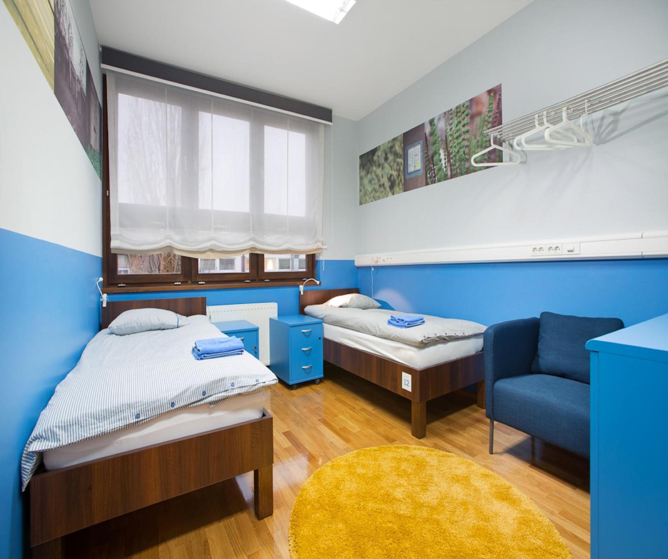 Twin Room - Photo 1