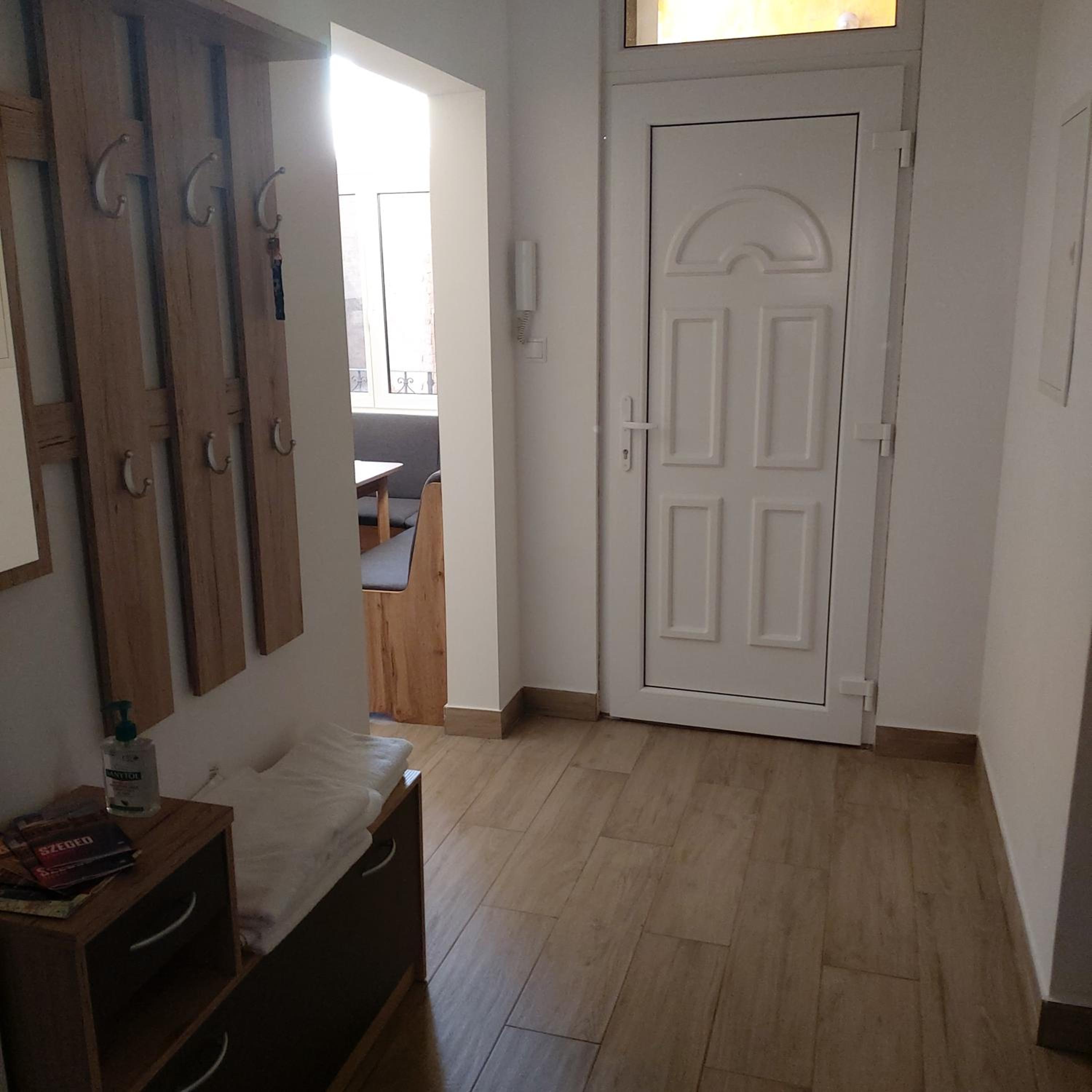 Two-Bedroom Apartment - Photo 3