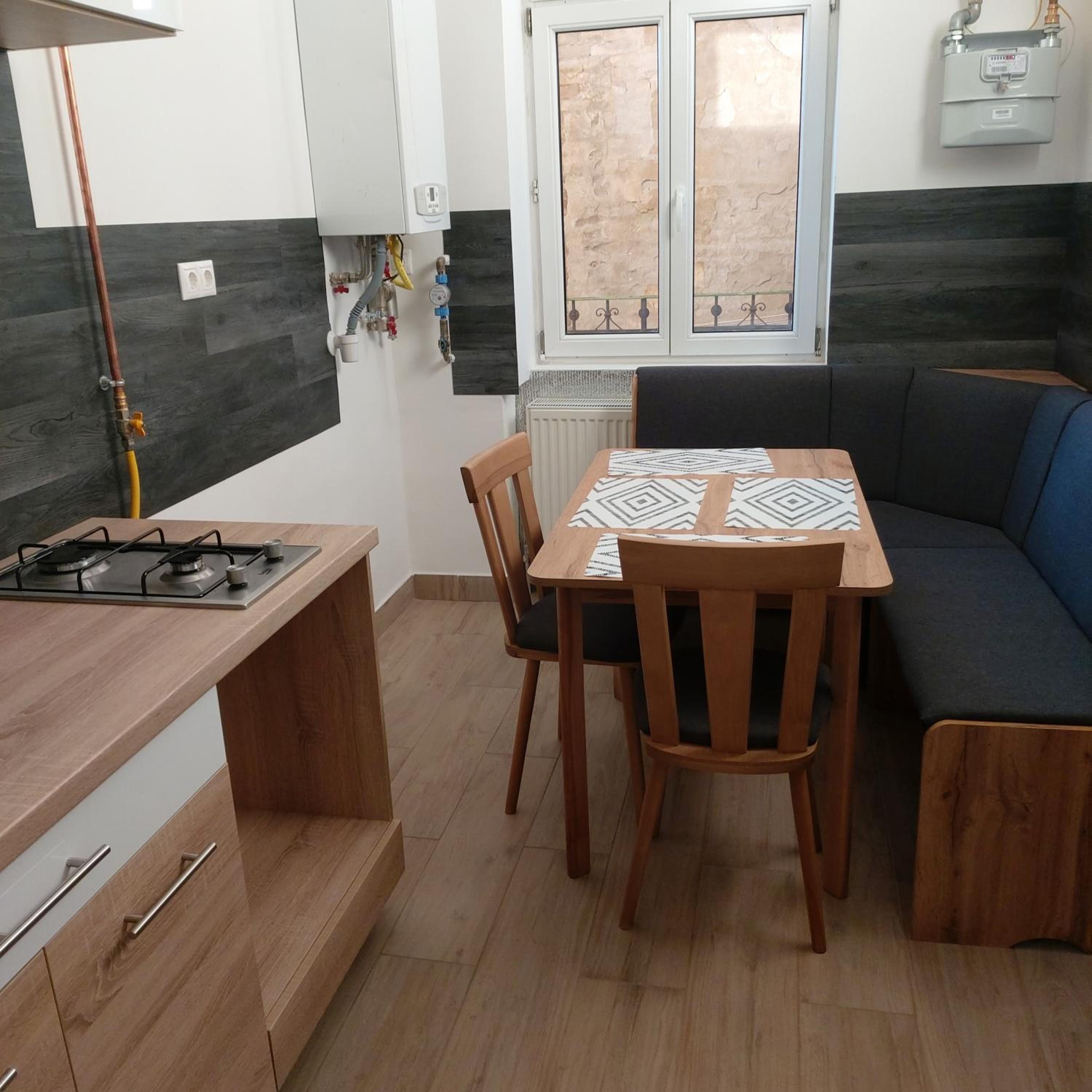 Two-Bedroom Apartment - Photo 9