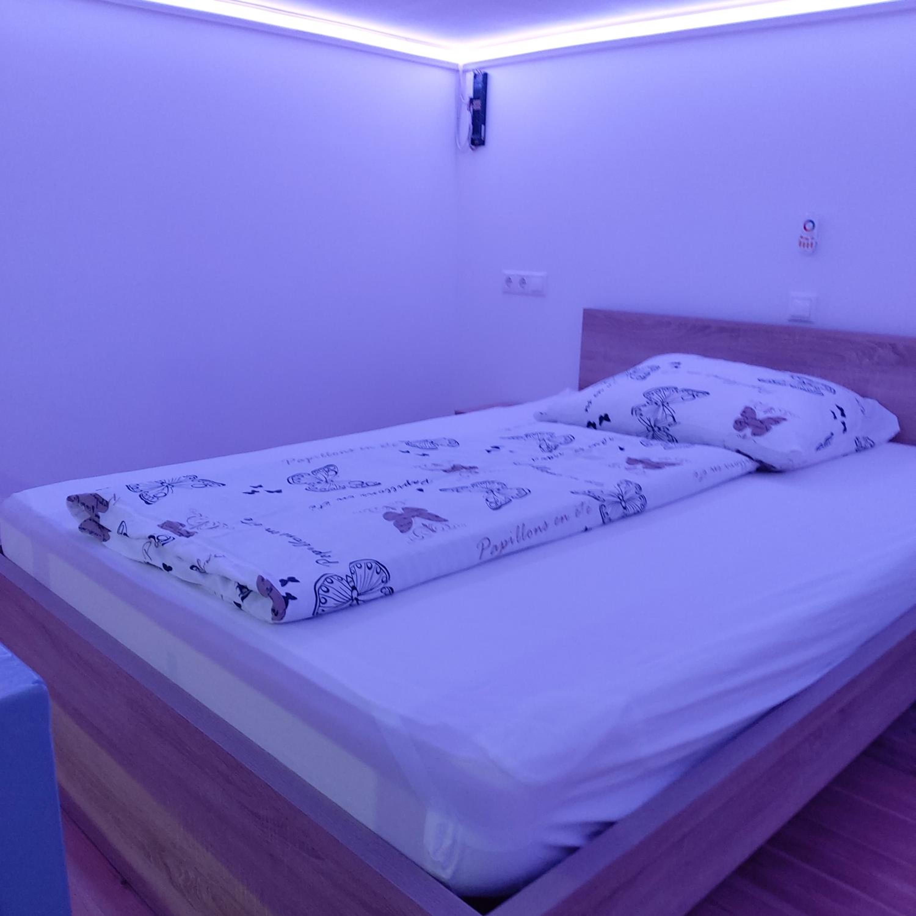 Two-Bedroom Apartment - Photo 25