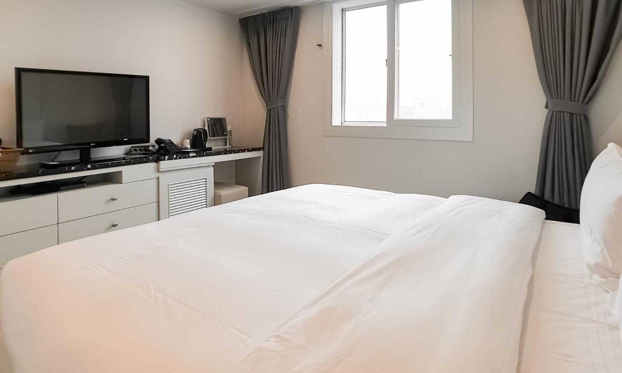 Double Room With City View - Annex - Photo 2