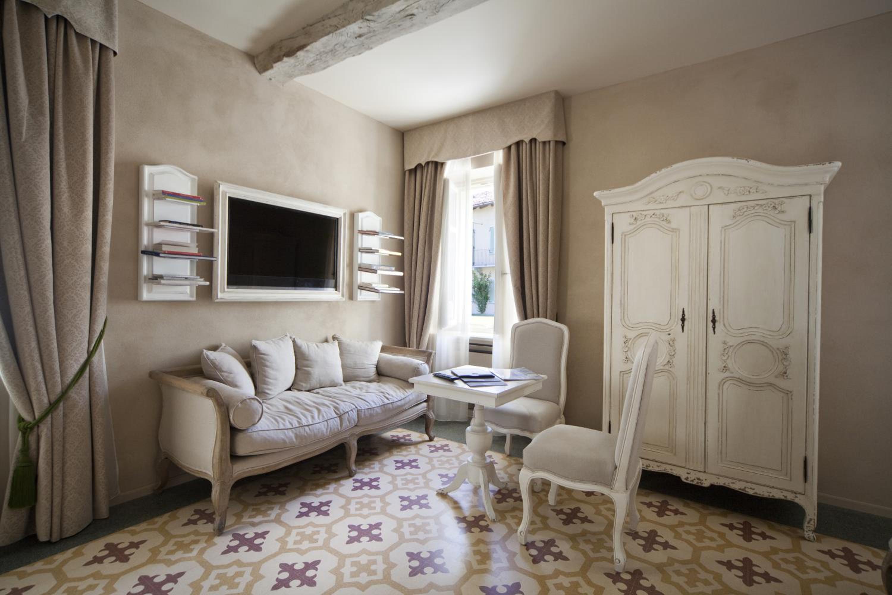 Junior Suite with Garden View photo 1