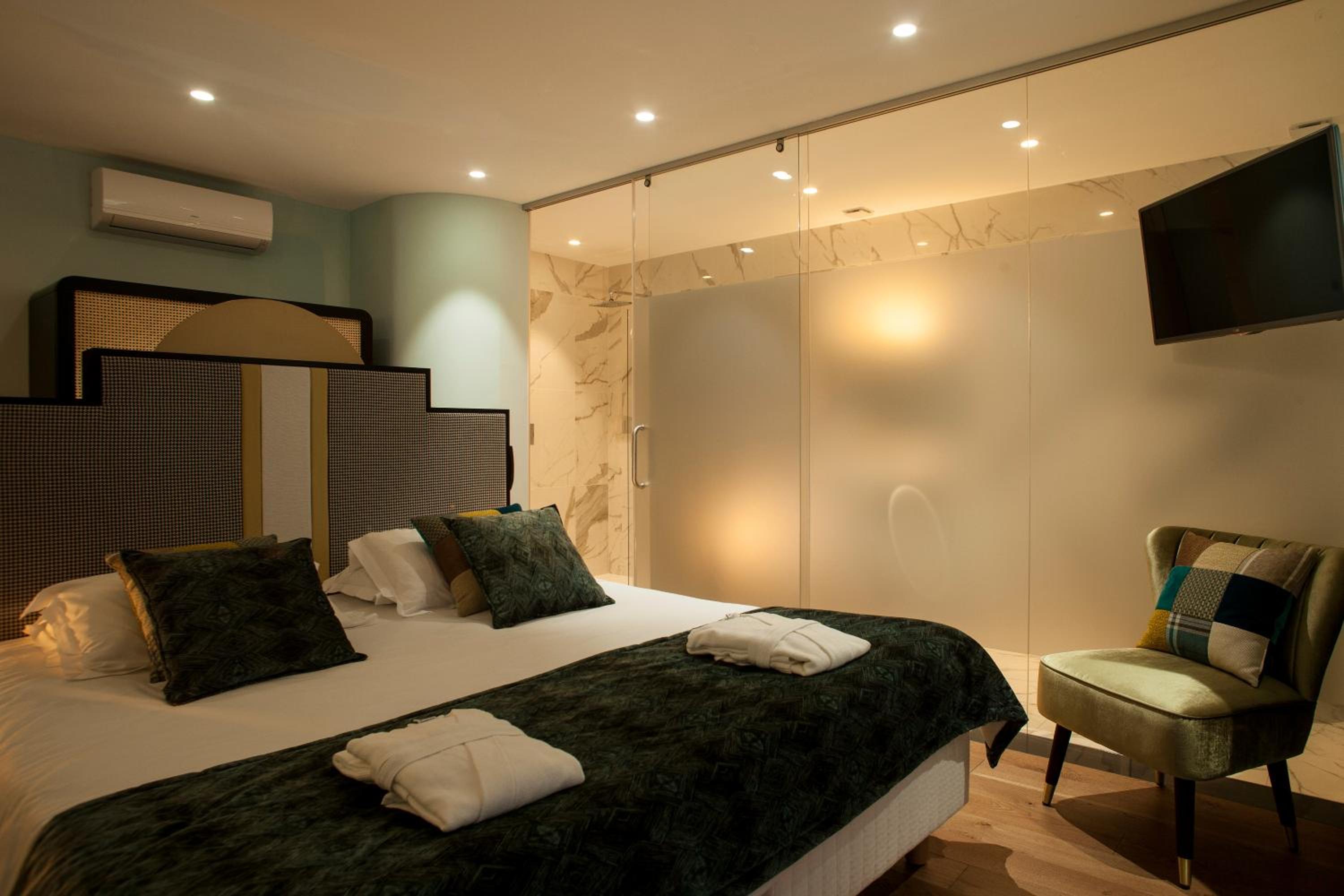 Privilege Double or Twin Room - Disability Access - Photo 1