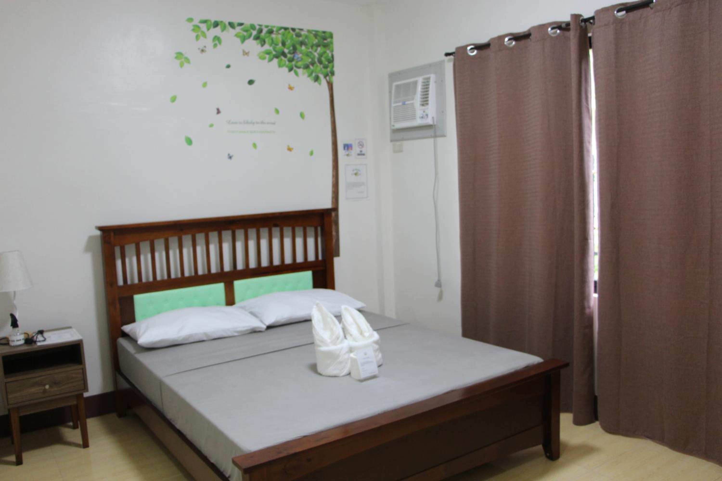 Double Room with Private Bathroom - Photo 4