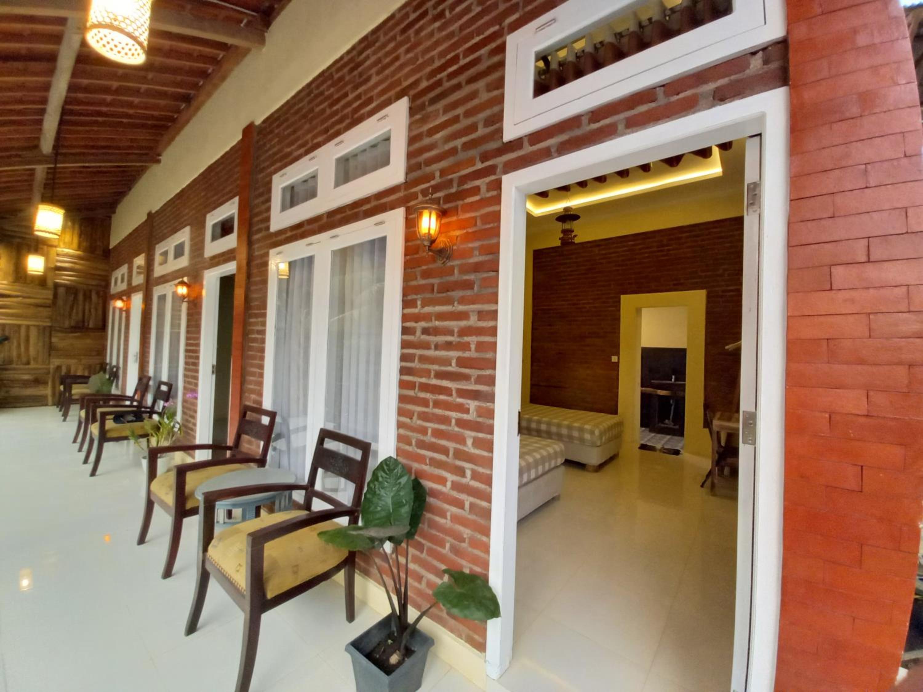 Standard Twin Room with Garden View - Photo 2