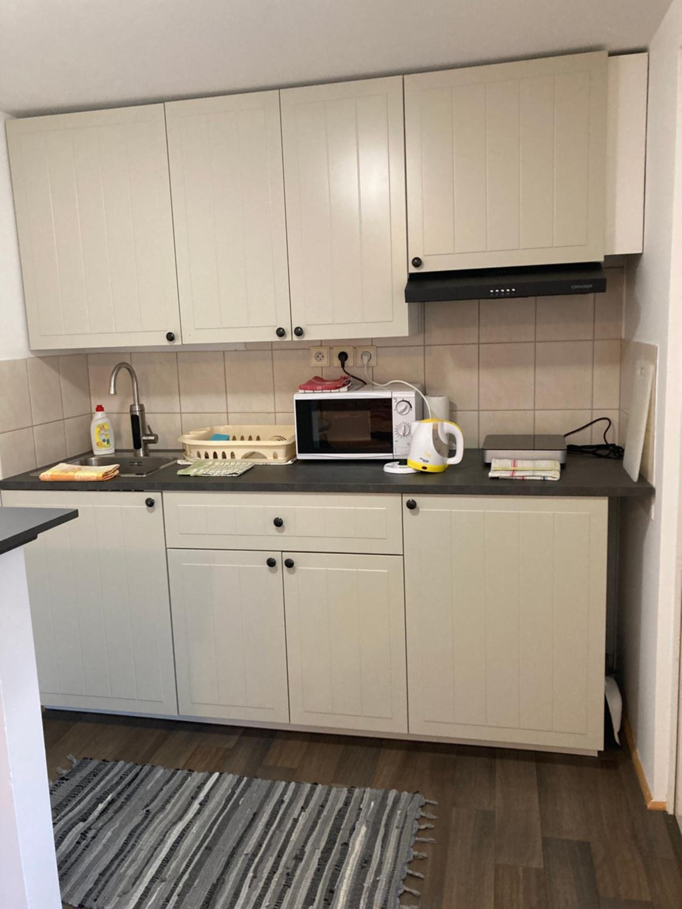 Double or Twin Room with Private Bathroom photo 3