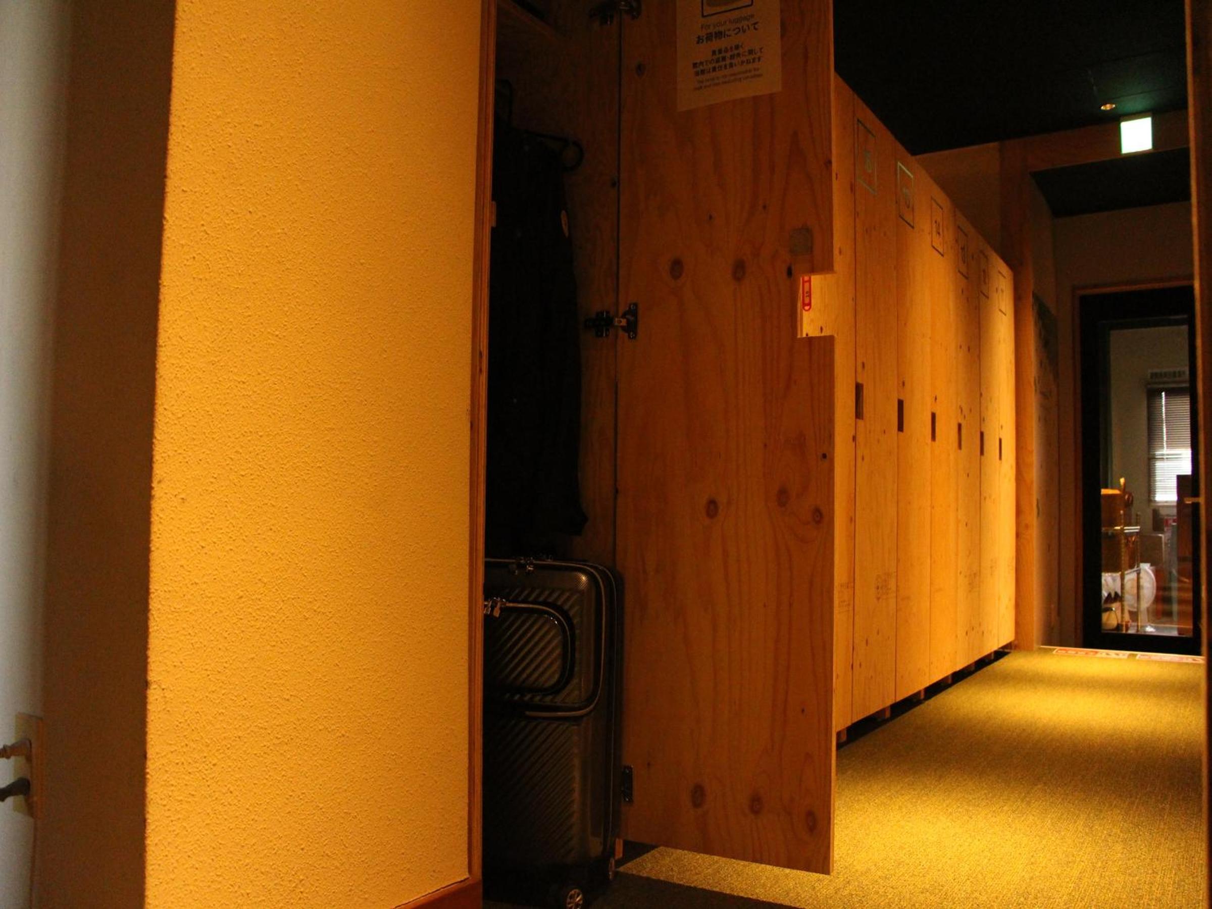 Mixed Dormitory Room photo 2