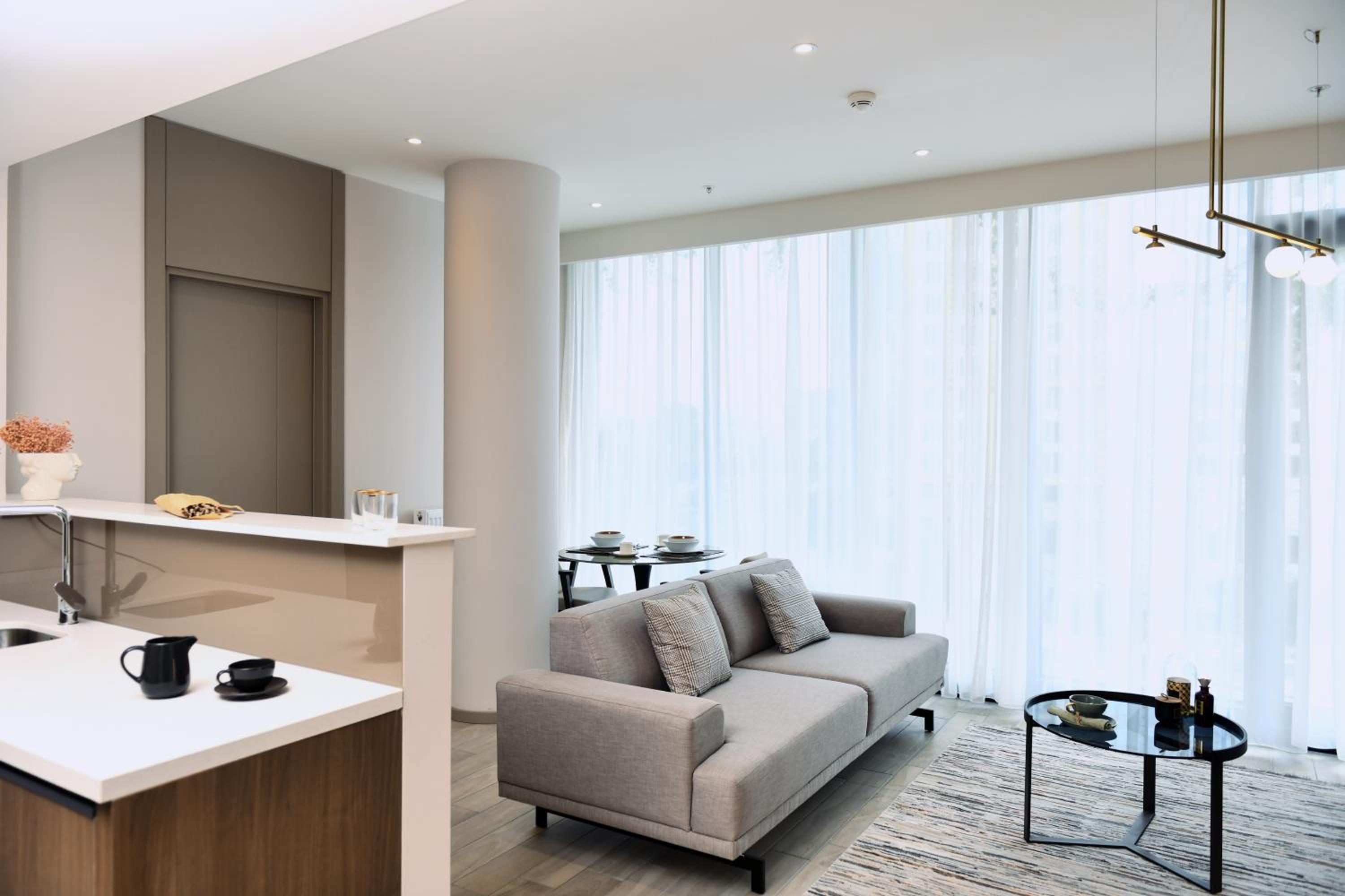 Spacious One Bedroom Apartment photo 2