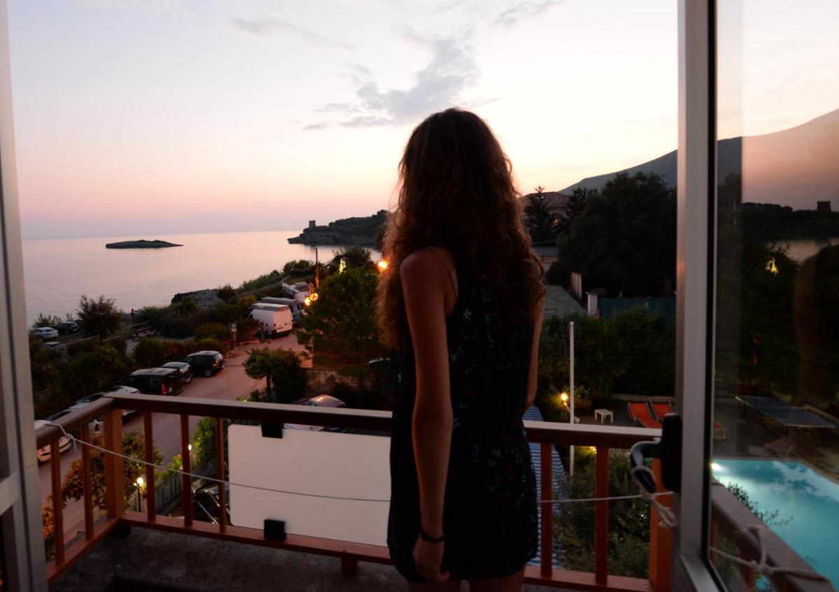 Standard Room with Sea View photo 1