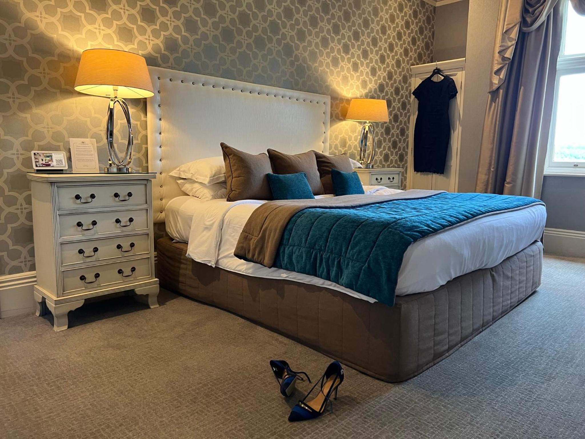 Superior Suite - Photo 5