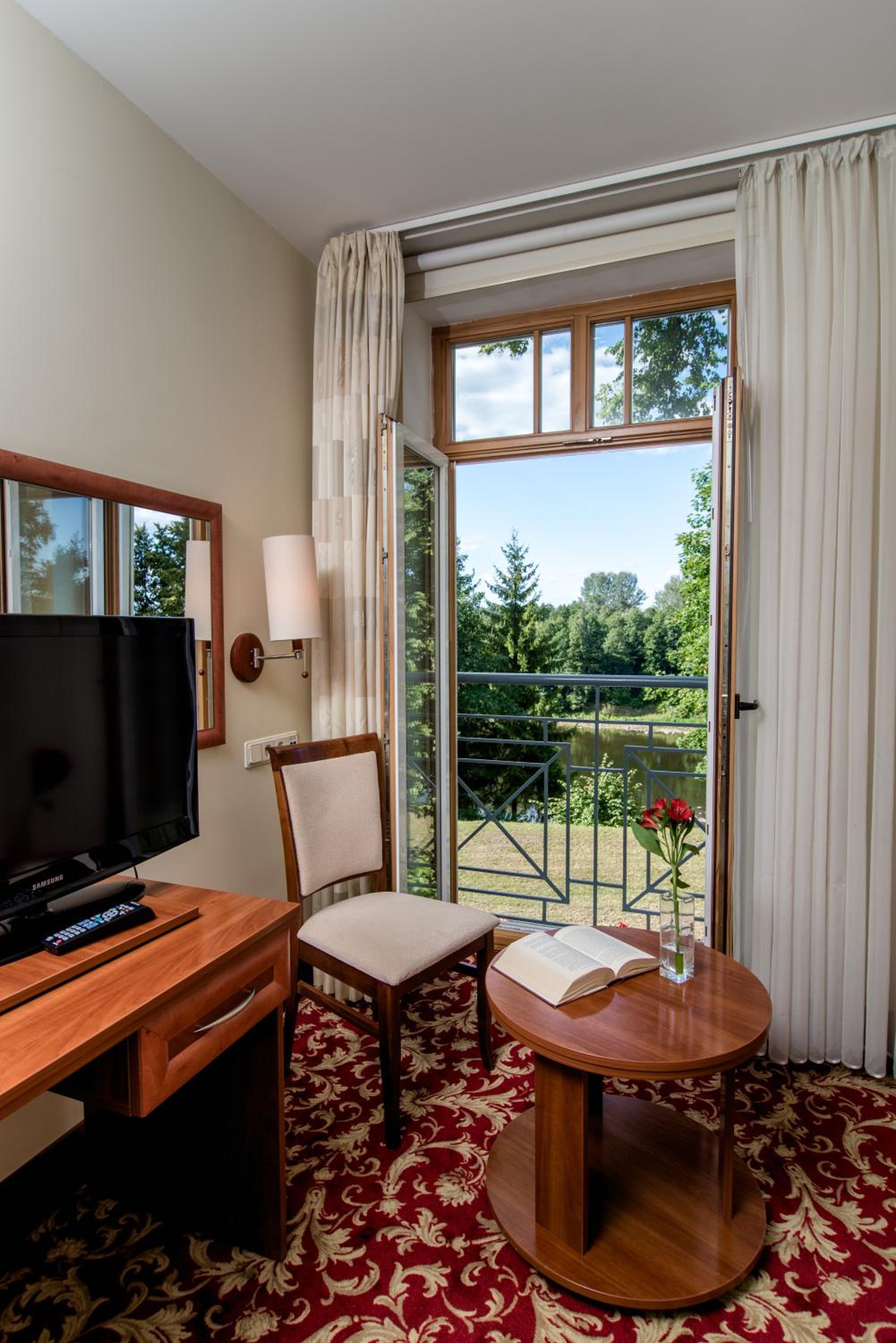 Double or Twin Room with Treatment Package