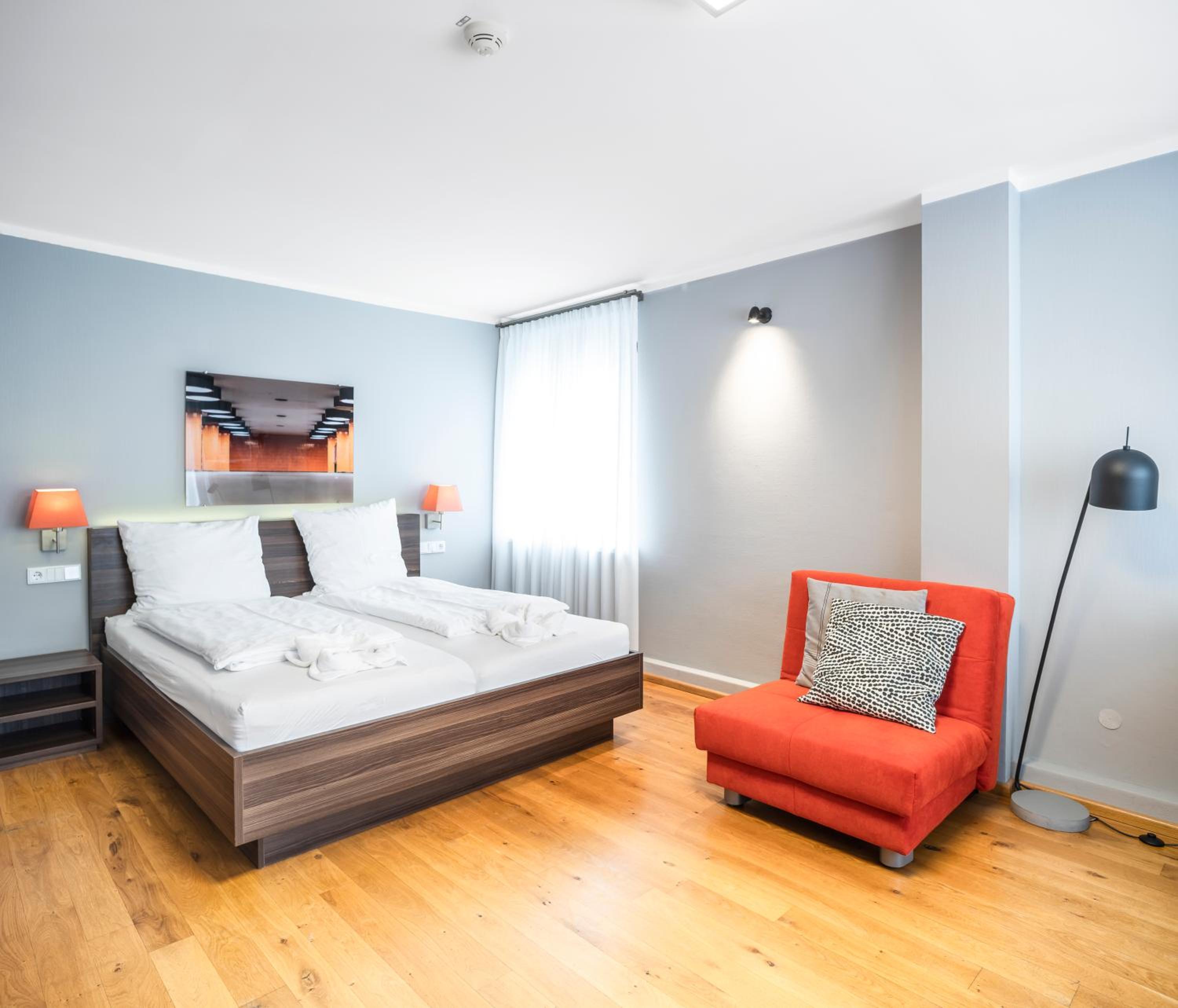 Studio With Sofa Bed