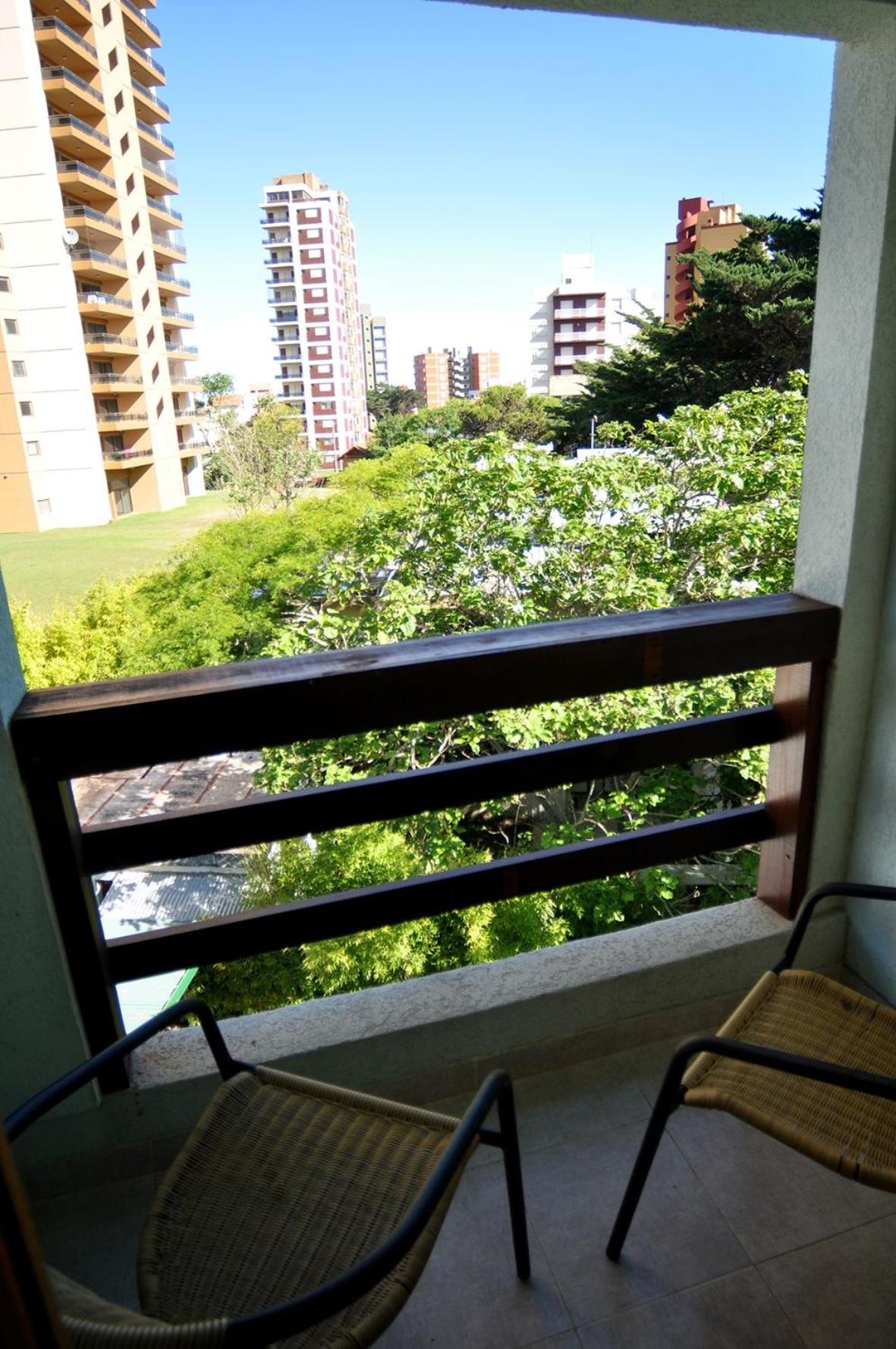 One-Bedroom Apartment with Balcony photo 3