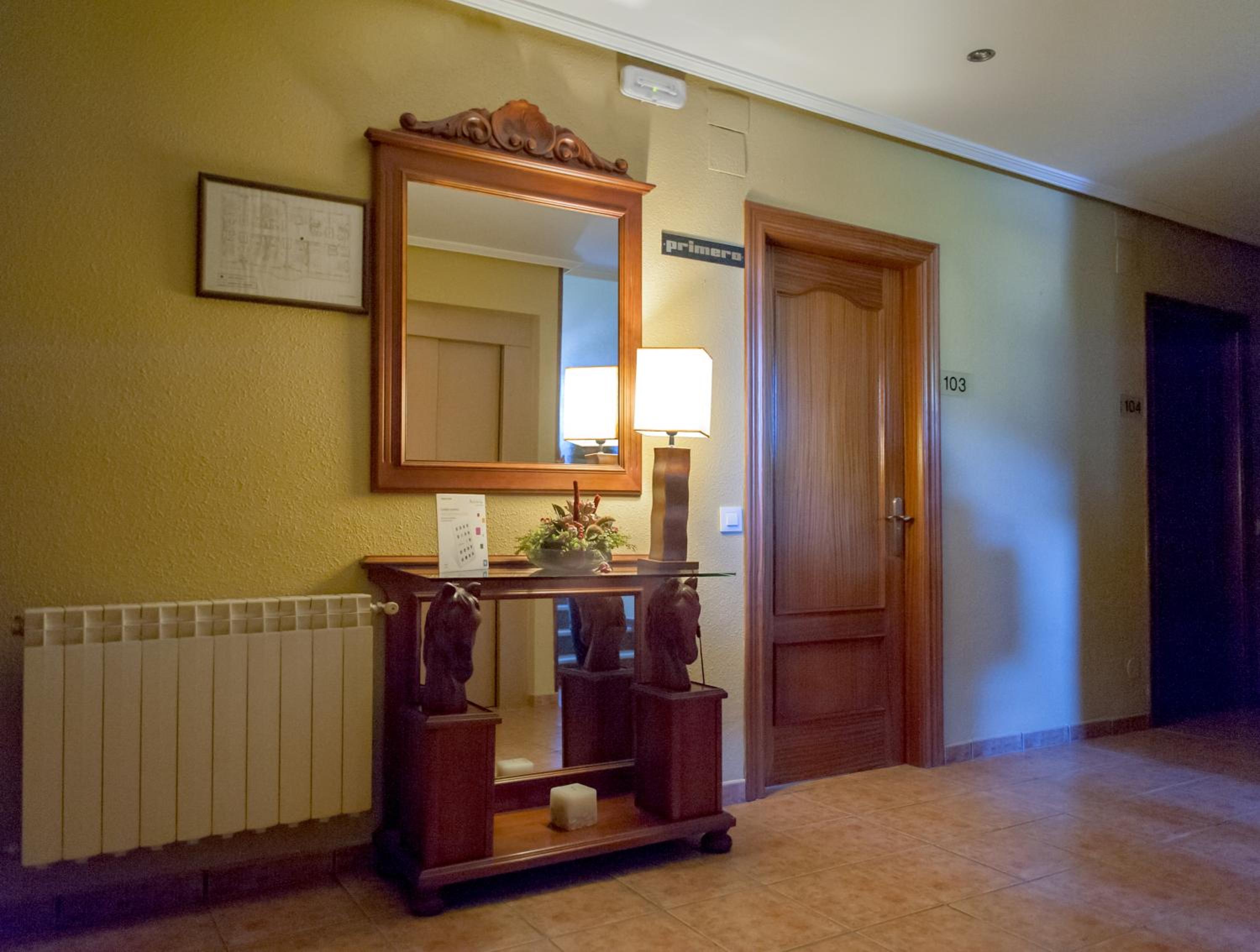 Double or Twin Room photo 2