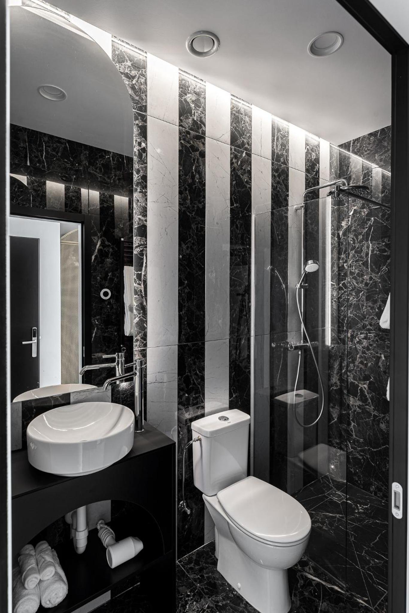 Double Room - Disability Access - Photo 3