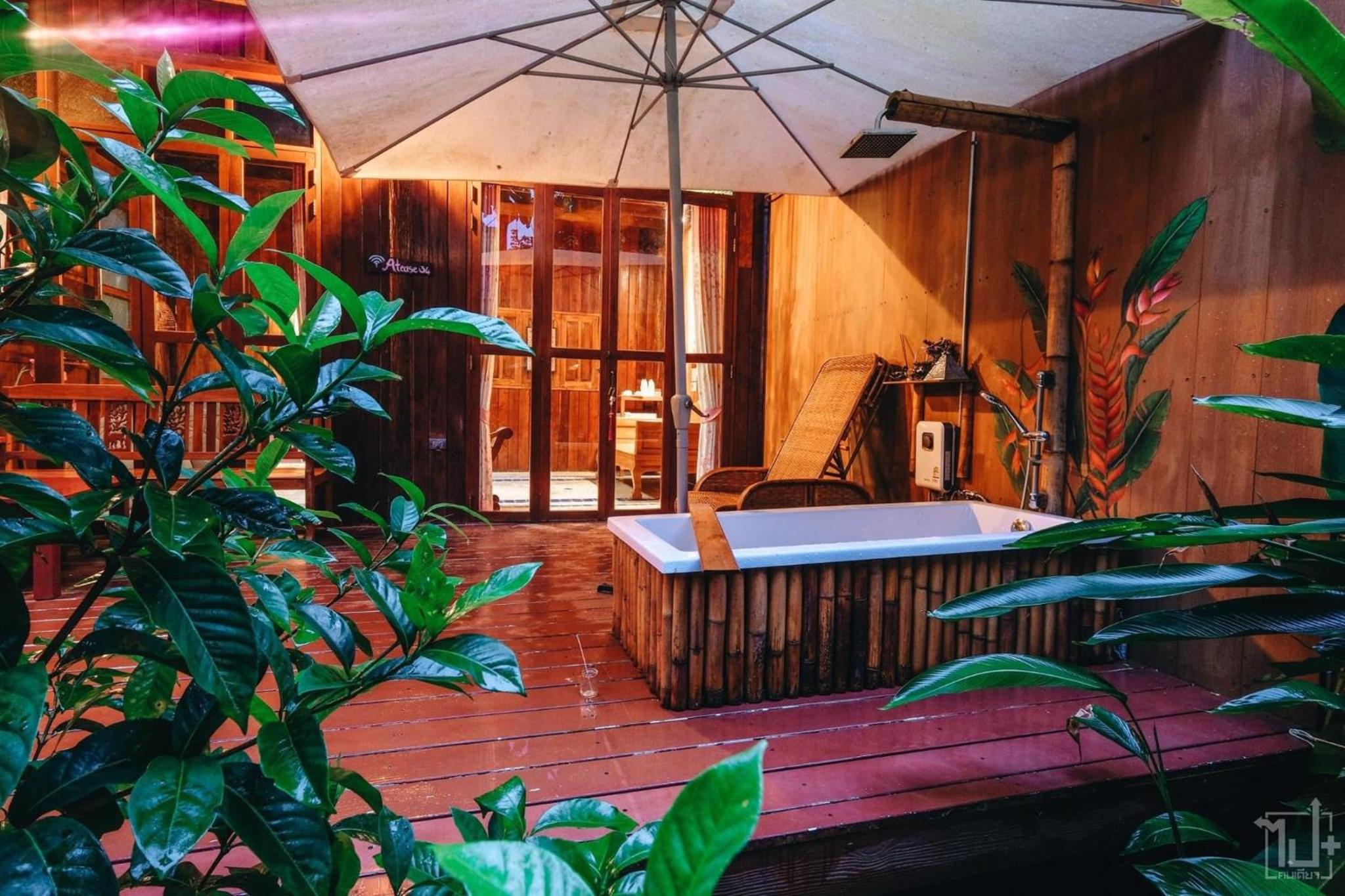Double Room With Balcony (2 Adults + 1 Child) photo 2