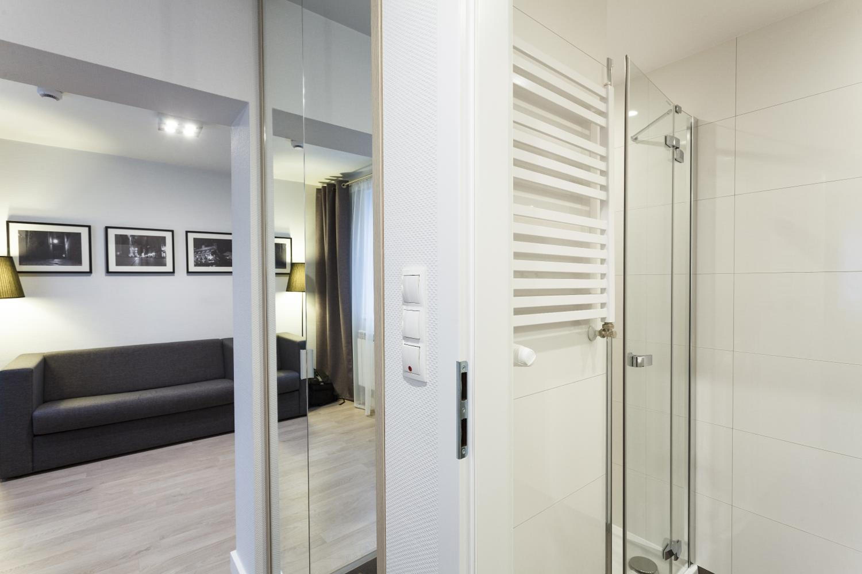 Deluxe Family Apartment
