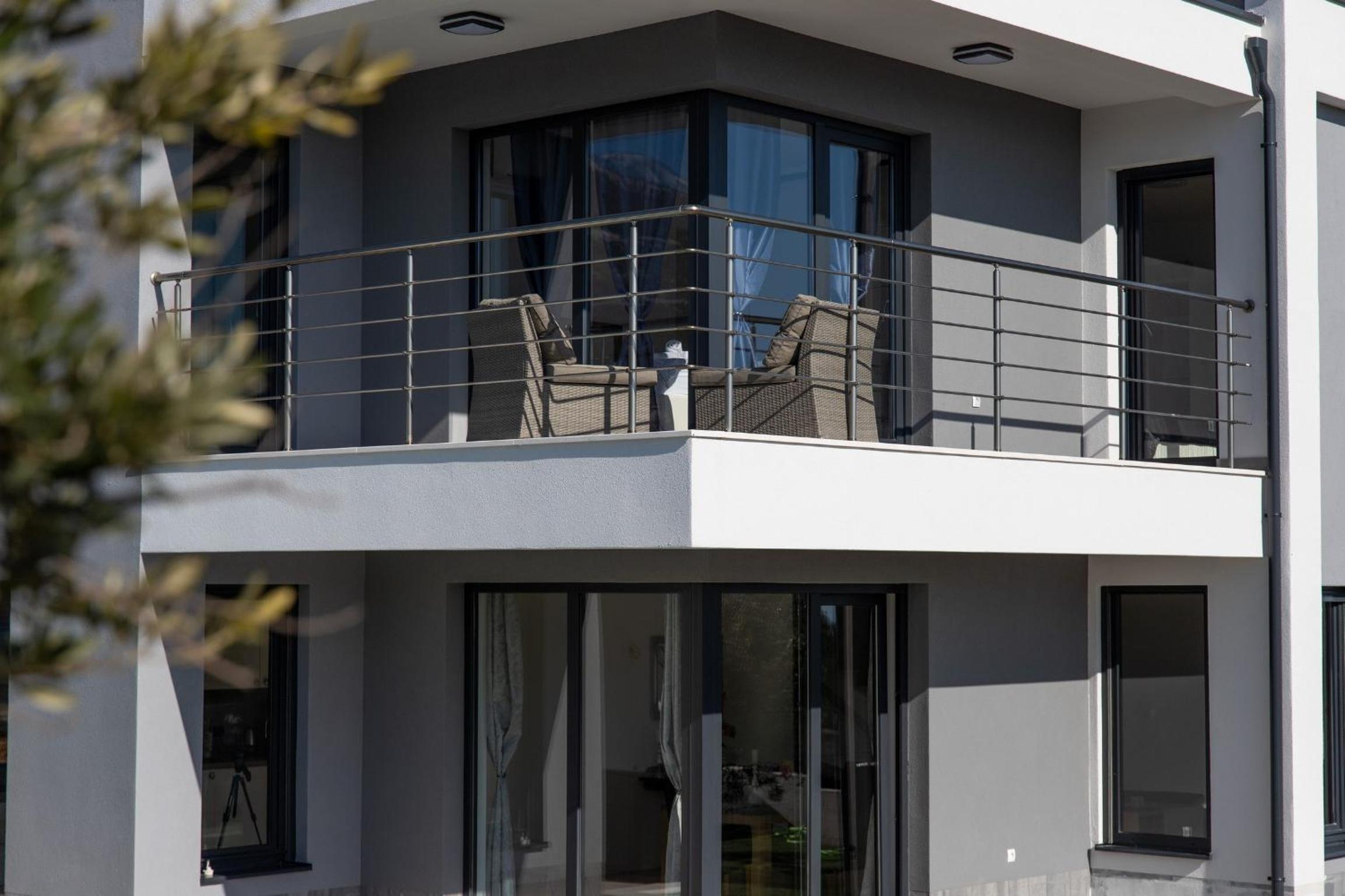 Villa With Private Pool photo 2