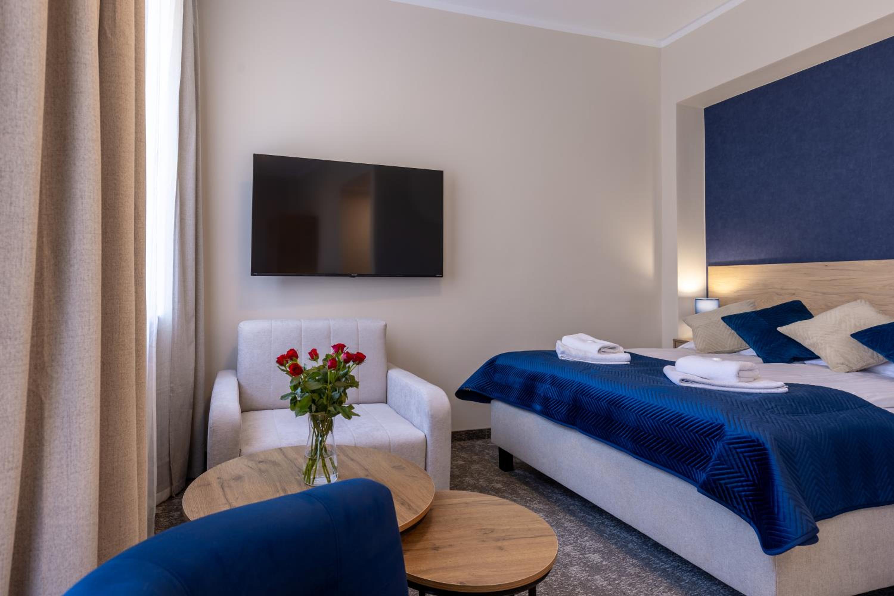 Superior King Room