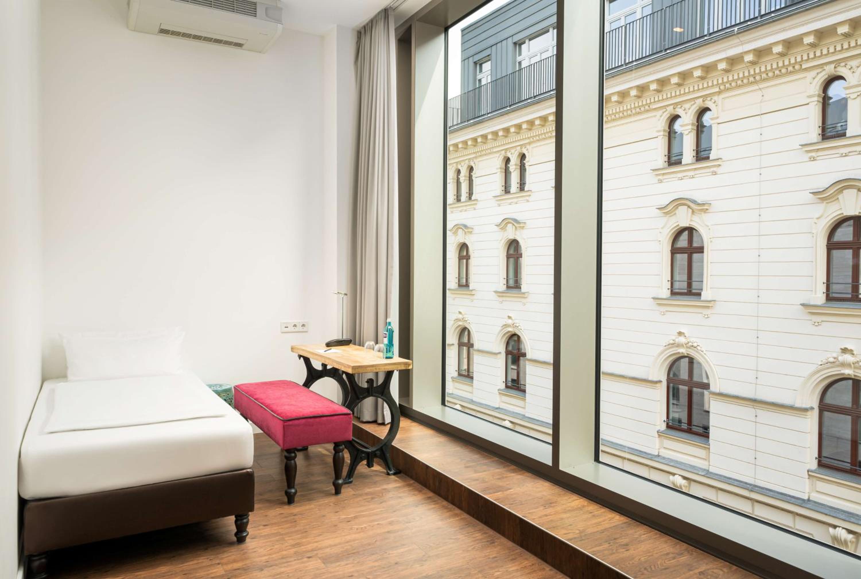 Standard Triple Room photo 1