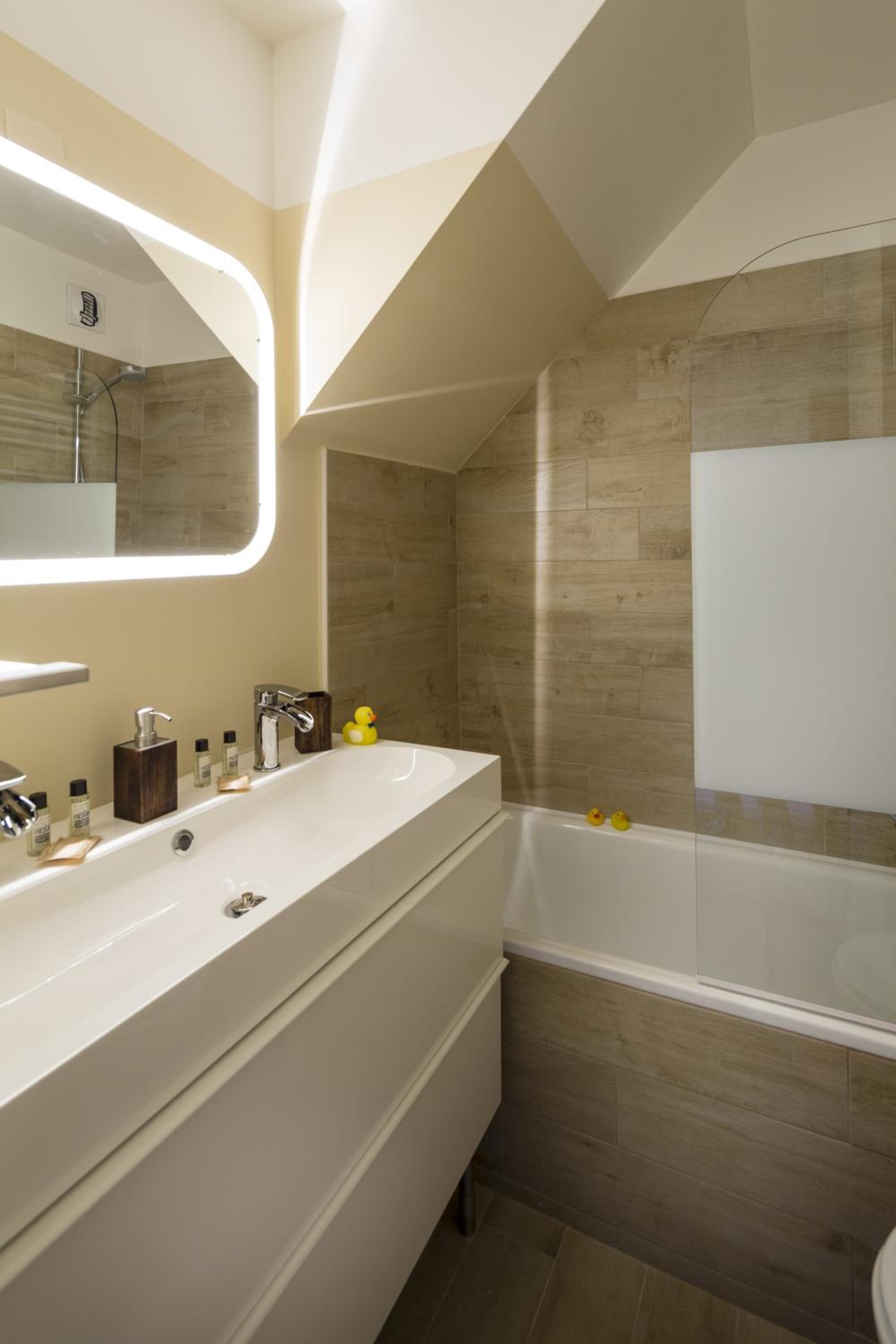 Duplex Suite (2 adults) photo 2