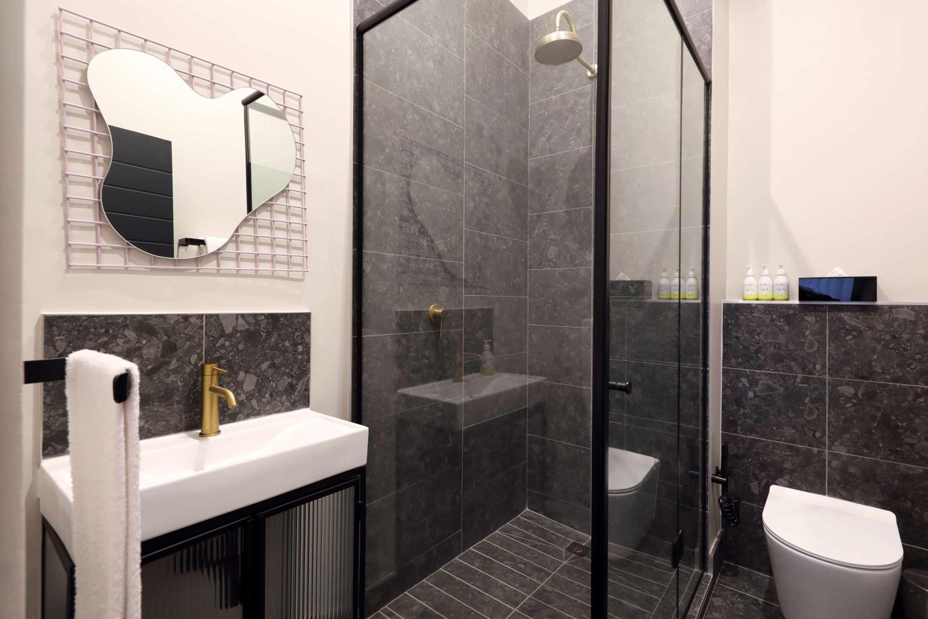 One Bedroom Suite - Photo 20
